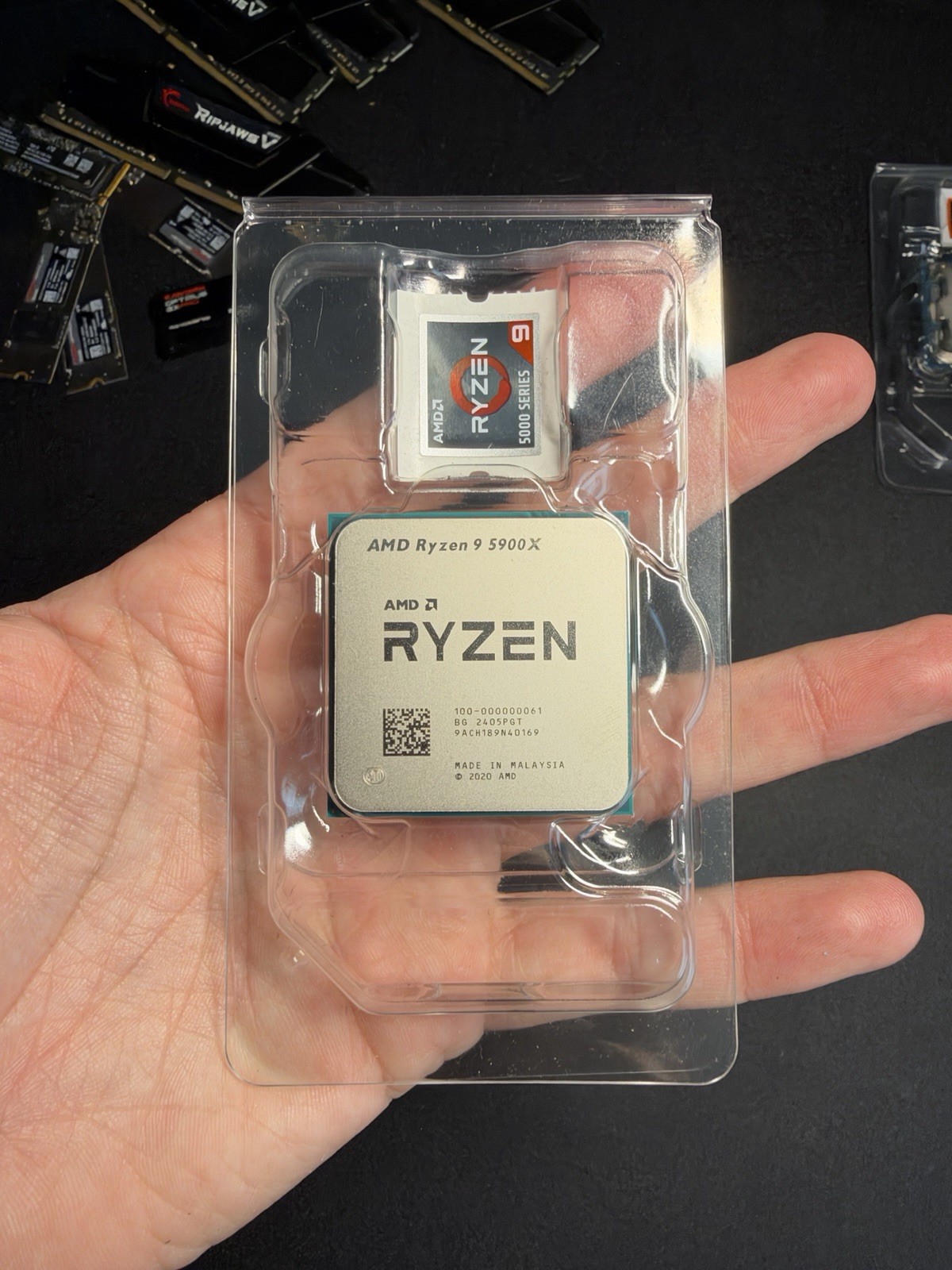 AMD Ryzen 9 5900X Desktop Processor (4.8GHz, 12 Cores, Socket AM4)
