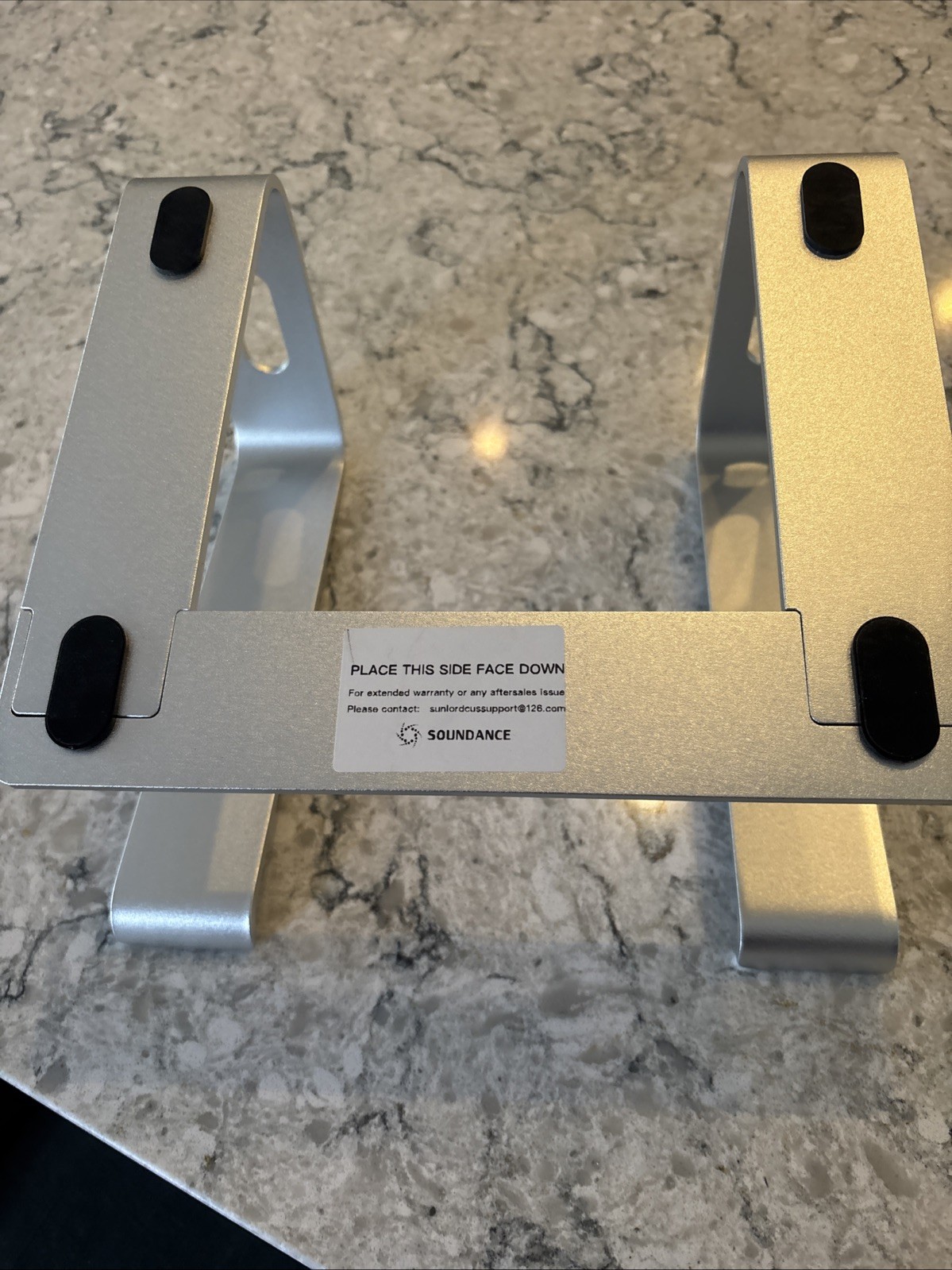 Soundance LS1 Compatible with Apple Patented Desk Stand - Silver