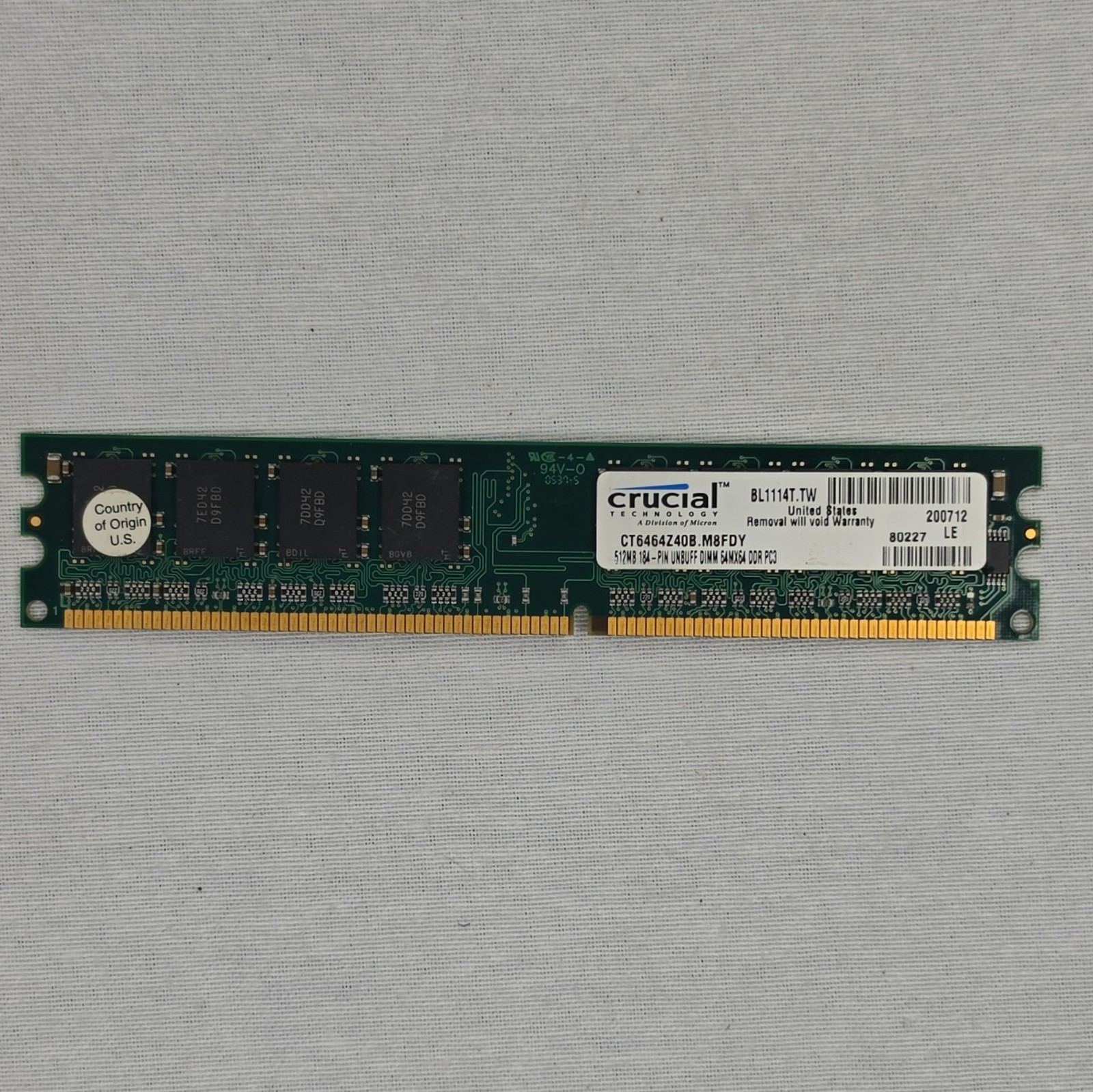 Crucial 512MB DDR SDRAM DIMM PC3200 184-Pin 1x512MB Unbuffered CT6464Z40B.M8FDY