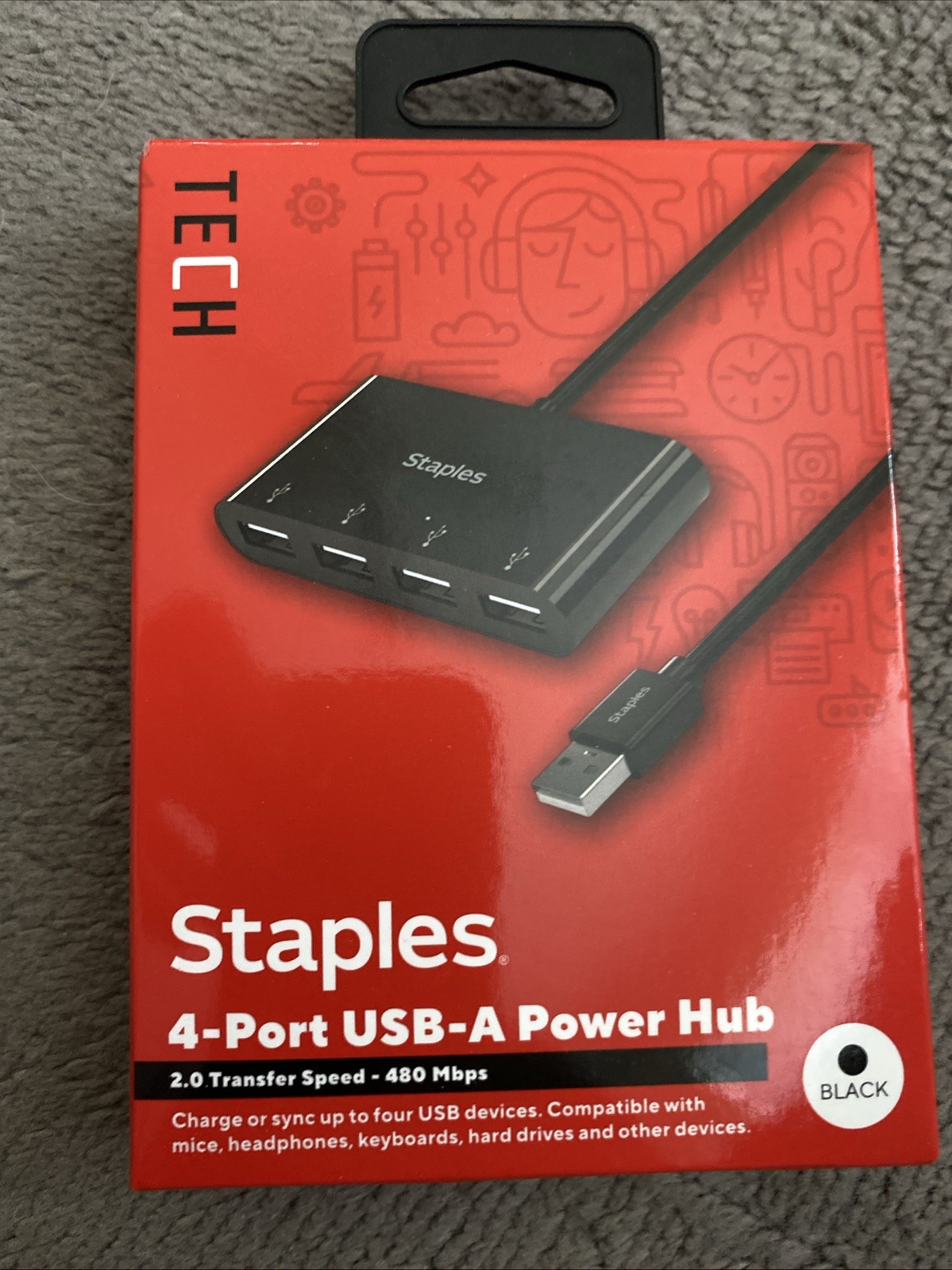 Staples 4-Port USB-A Power Hub
