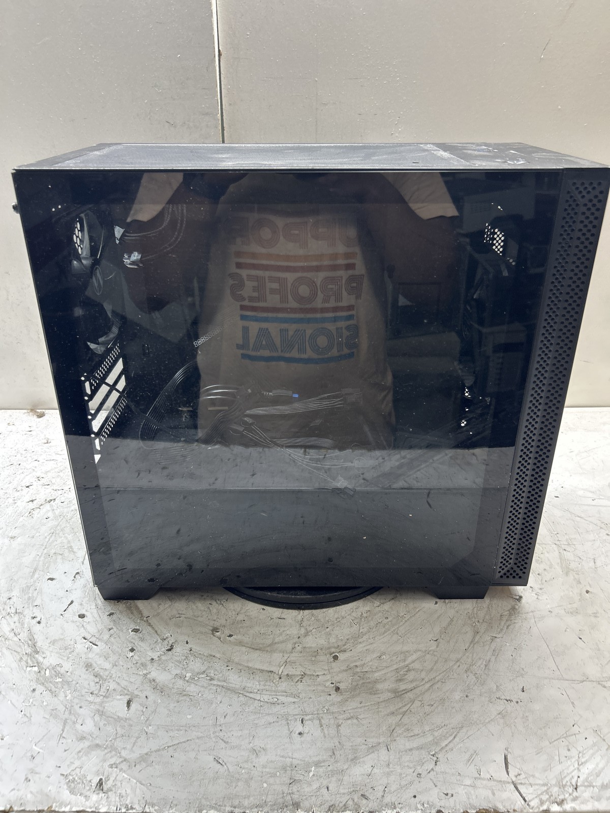 Lian Li mATX Desktop Computer Case