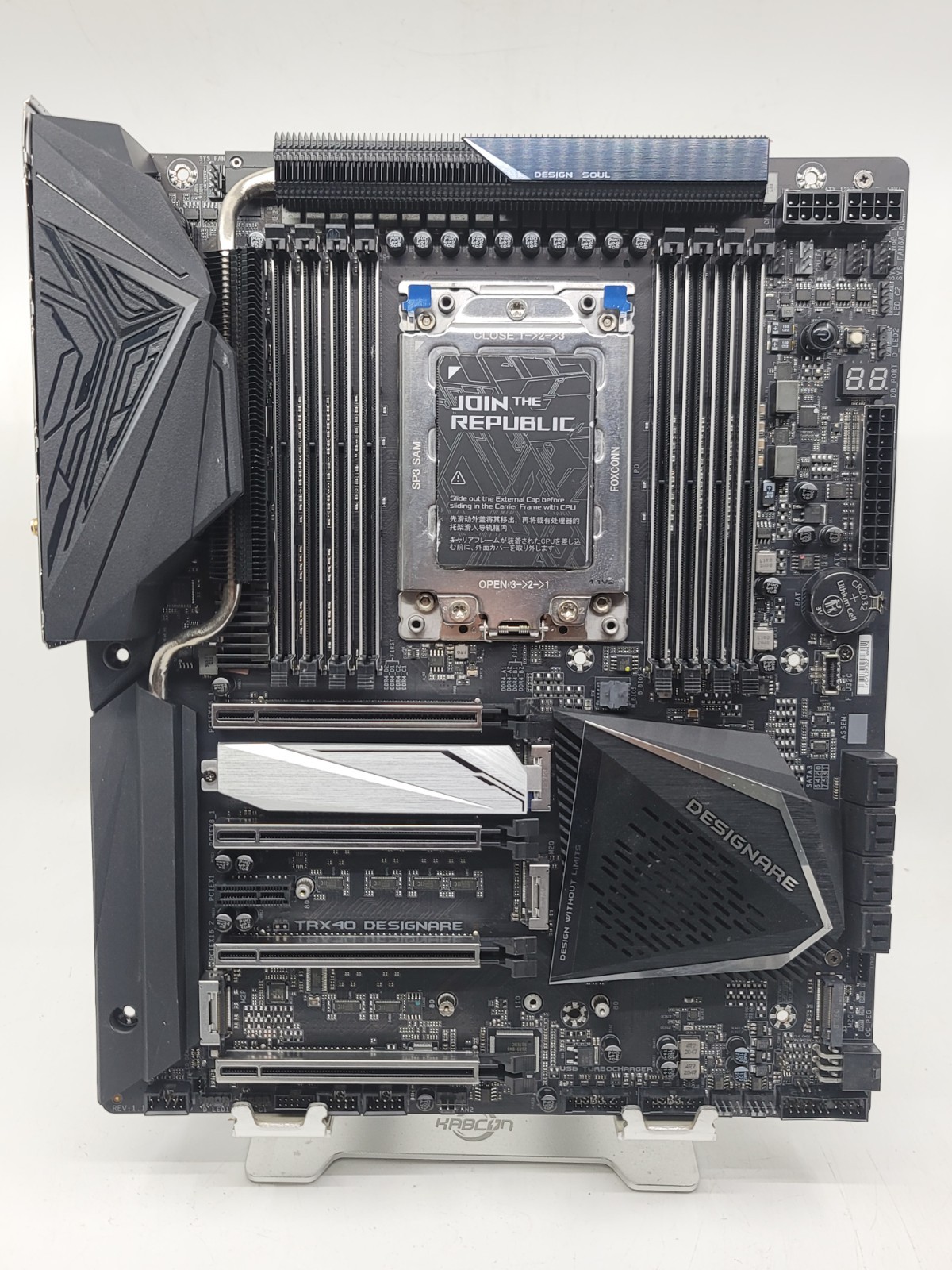 Gigabyte TRX40 Designare AMD Threadripper SP3 DDR4 Quad Channel ATX Motherboard