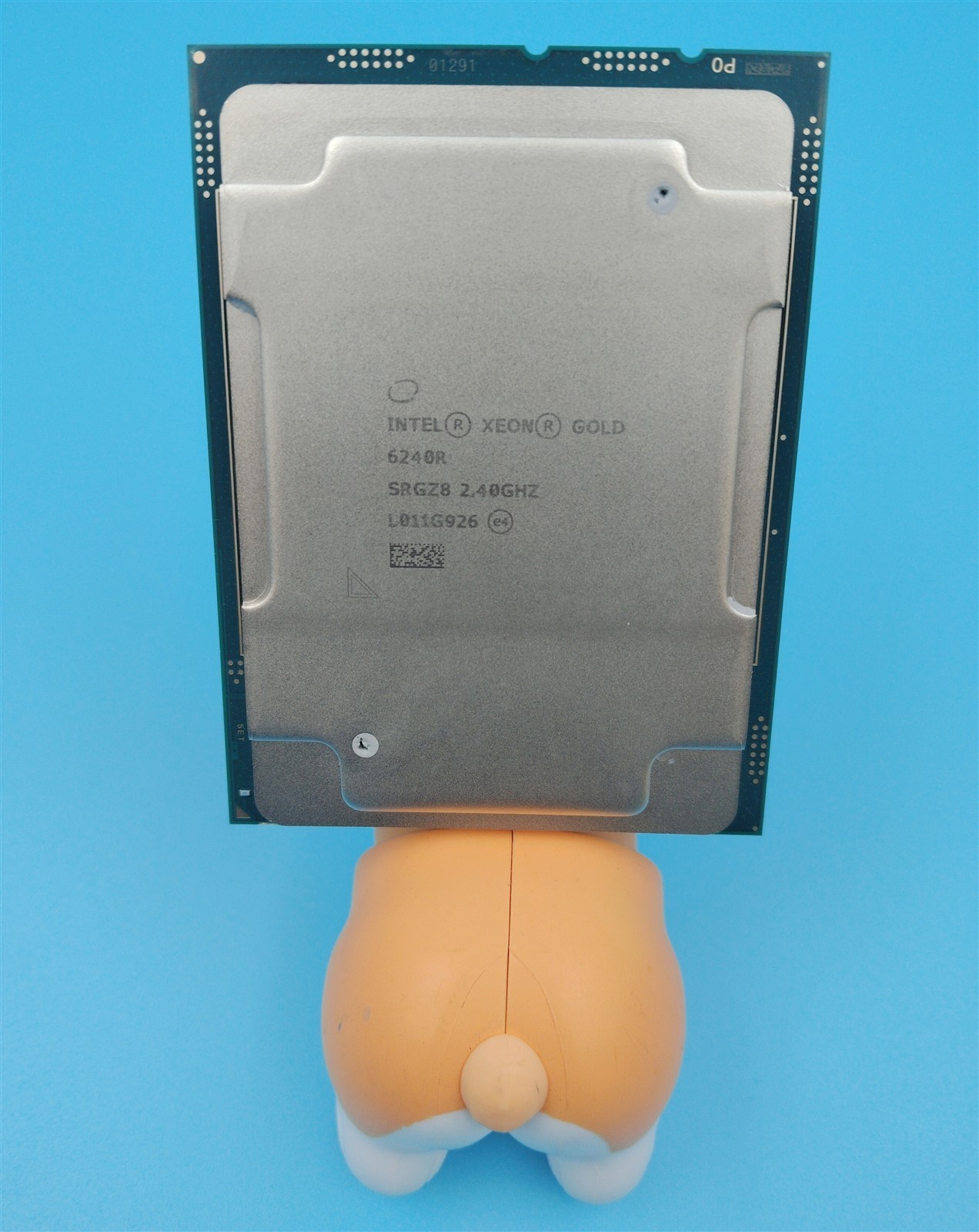 Intel Xeon Gold 6240R SRGZ8 2.4GHz 24-Core 35.75MB LGA3647 CPU Processor