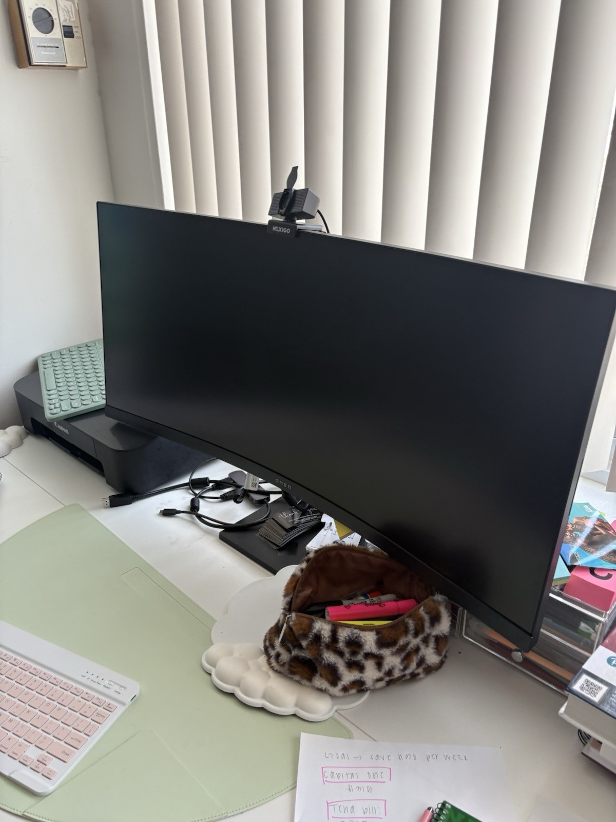 OMEN 34-Inch Curved Gaming Monitor 21:9 UltraWide Black OMEN Series for Gaming