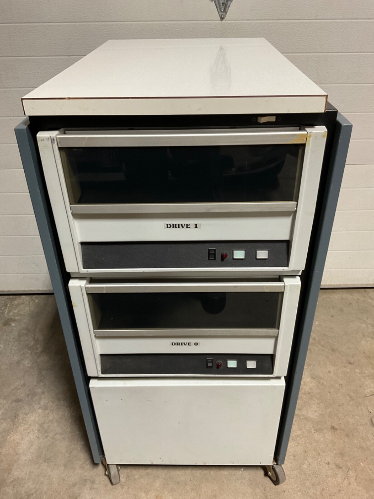 Burroughs RK05 disk drive DEC DIGITAL Equipment Corp Cabinet of 2 custom power