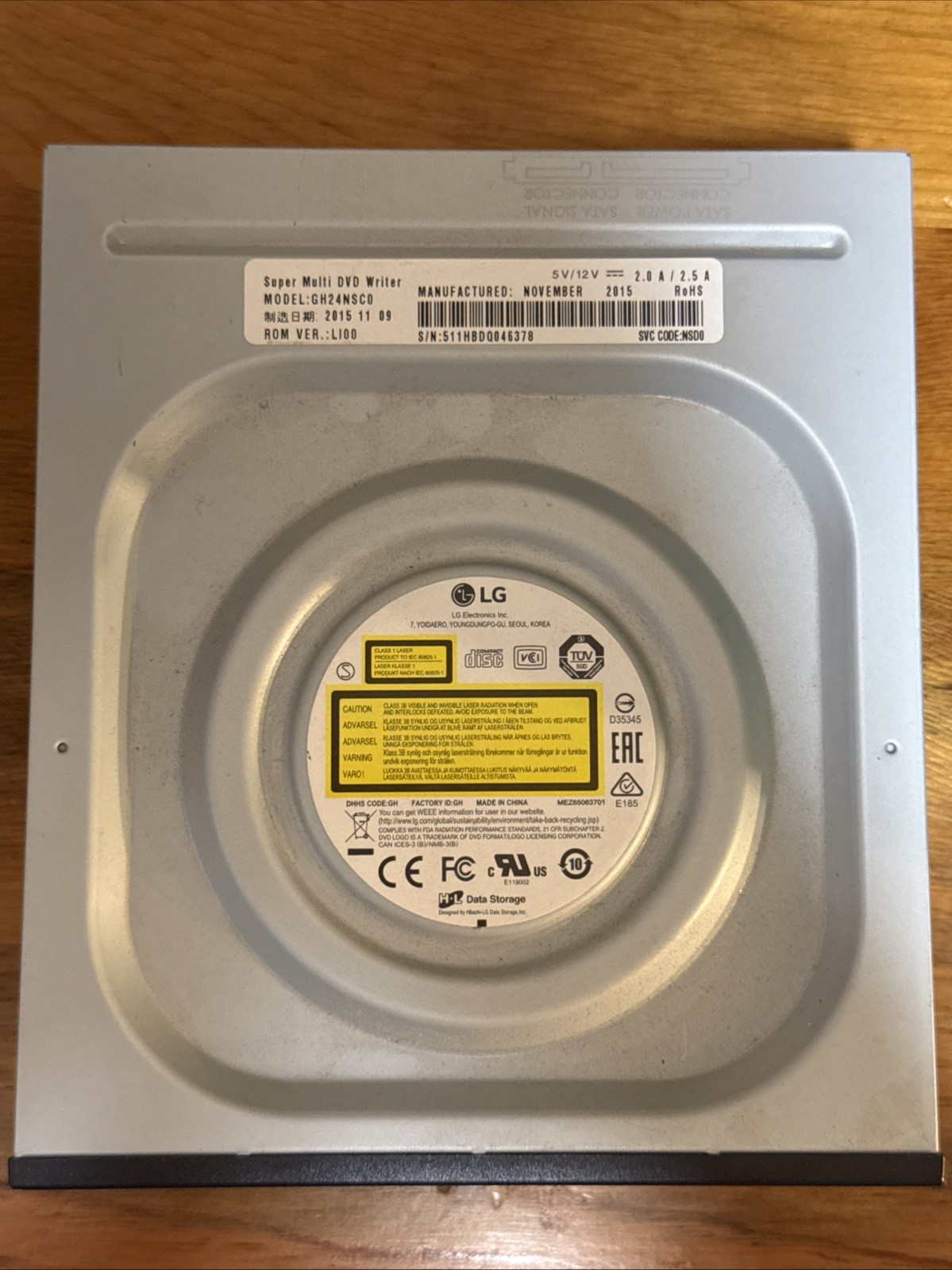LG Super-Multi DVD R/W CD R/W 24x SATA GH24NSC0 Tested