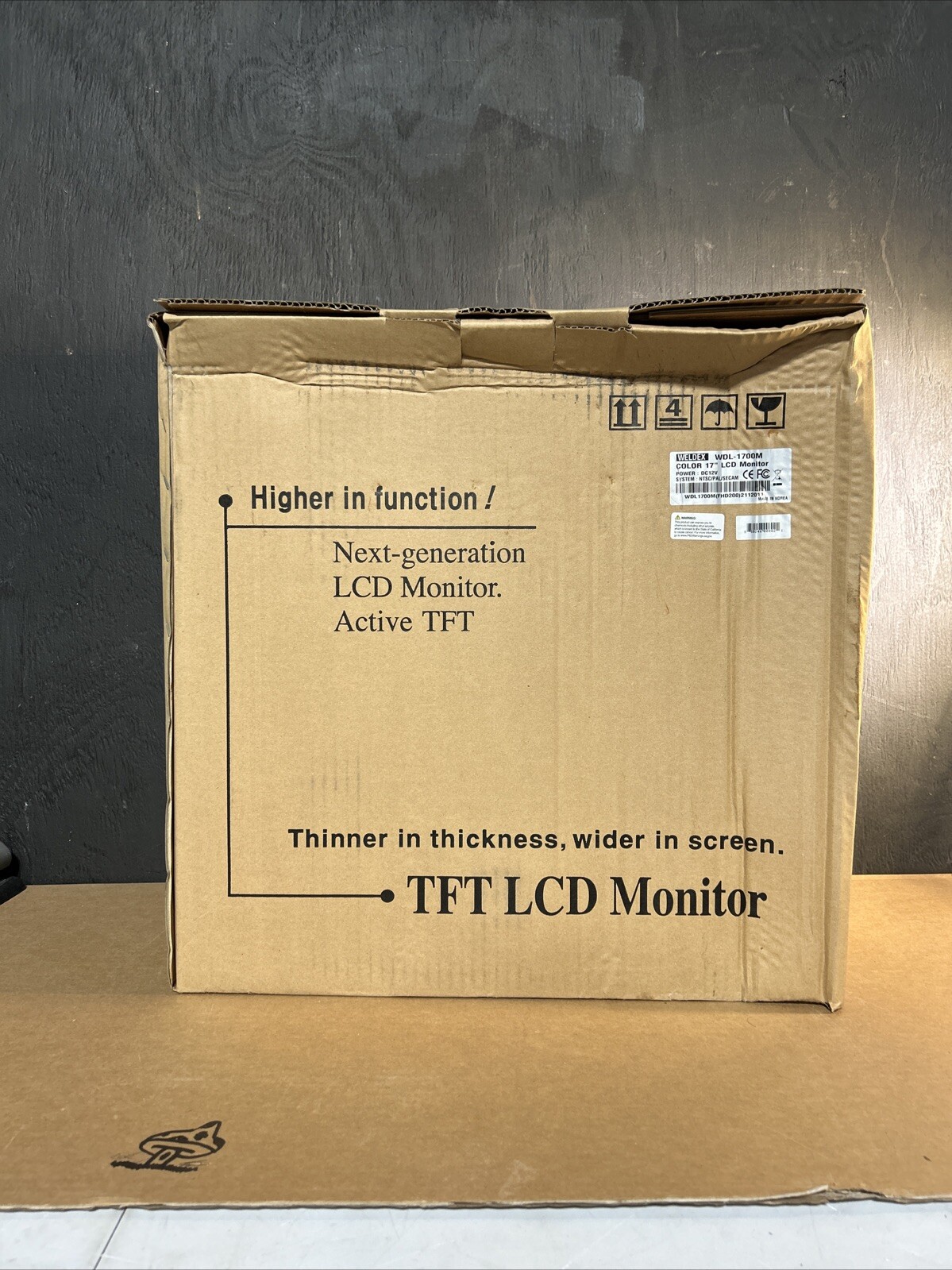 Weldex WDL-1700M Color TFT LCD Computer Monitor 17" 1280 x 1024