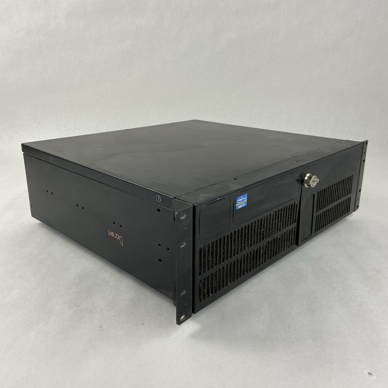 General Technics 3U Server Chasis Antec EA-650 Platinum 80 Plus