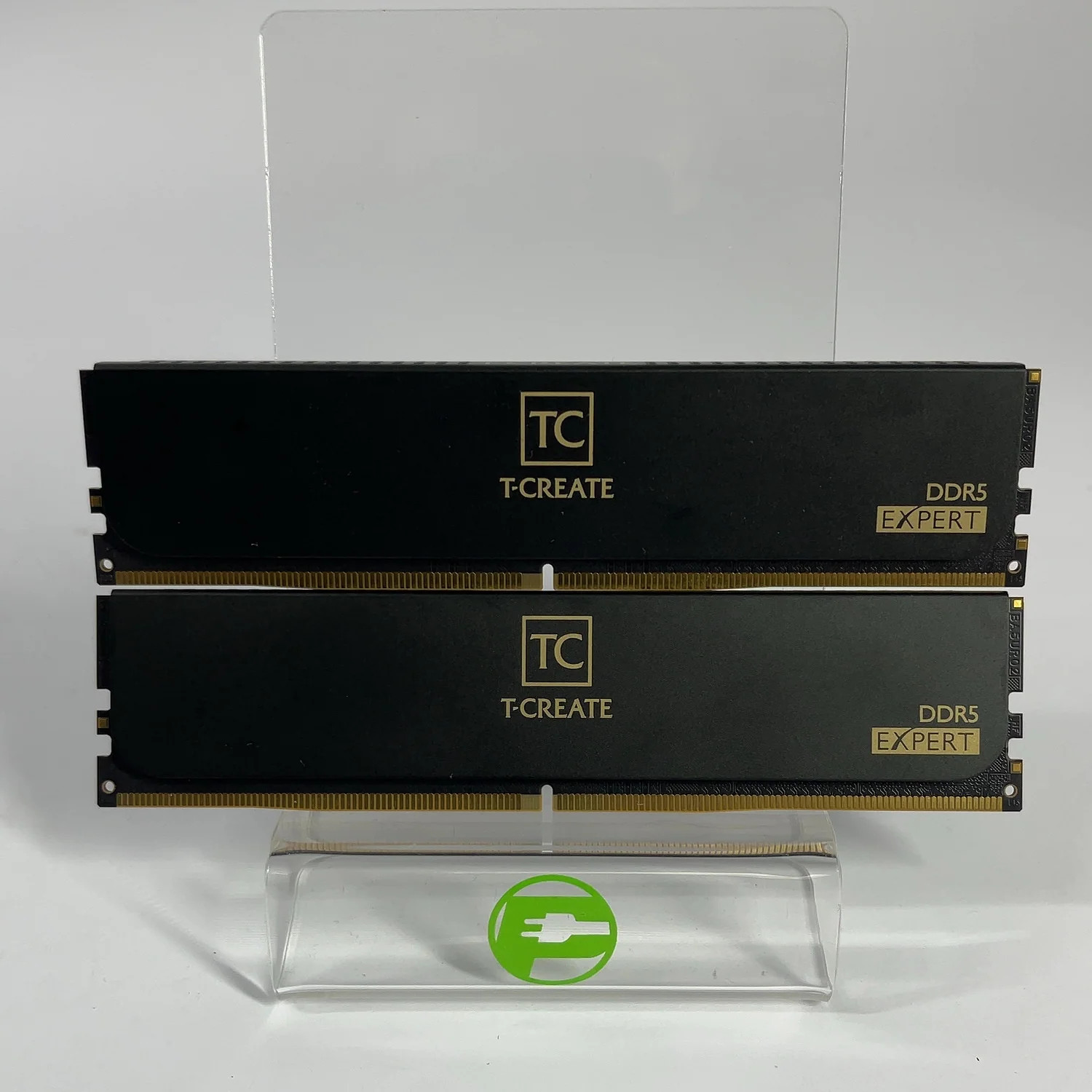 TeamGroup T-Create Expert 32GB (2x16GB) RAM DDR5 6000MHz CTCED516G6000HC30BK