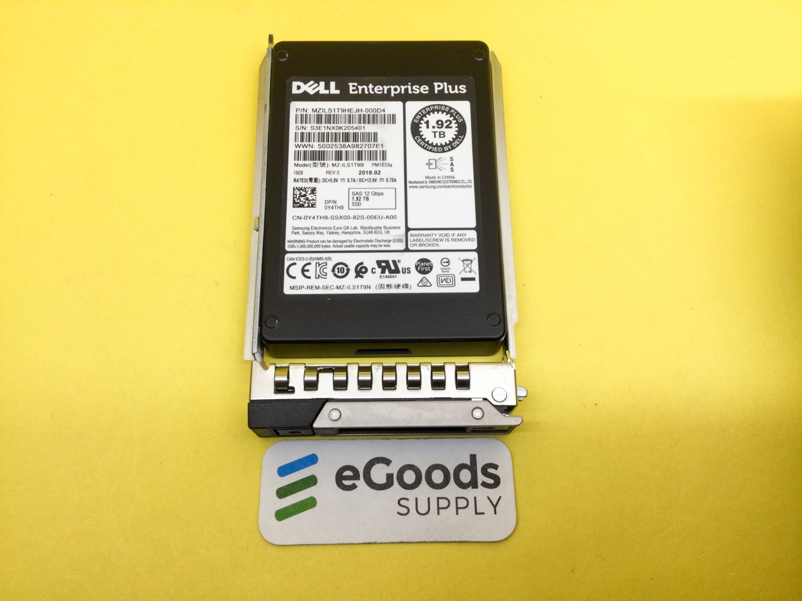 Y4TH9 Dell 1.92TB SAS 12Gbps Read Intensive 2.5'' SSD 0Y4TH9 MZ-ILS1T9B