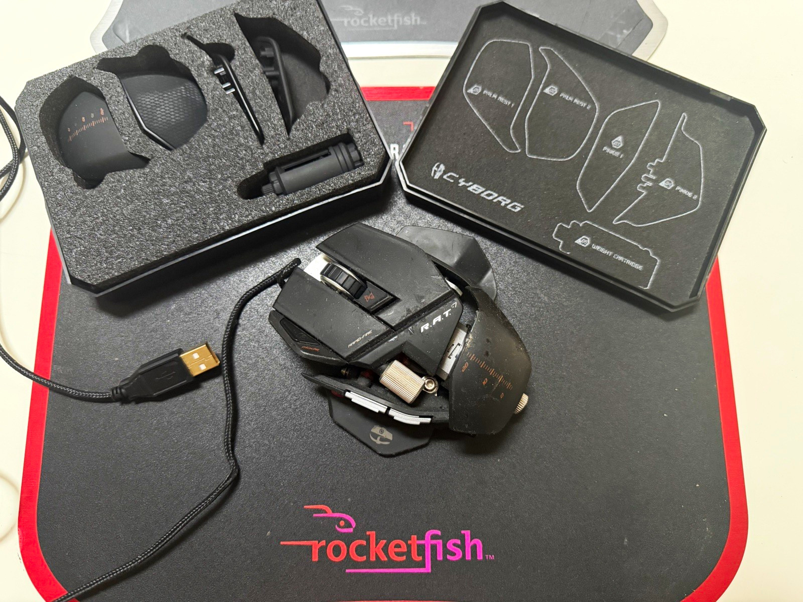 Mad Catz Cyborg R.A.T. 7 Wired Gaming Mouse 6400 DPI w/ Weights Accessories Test