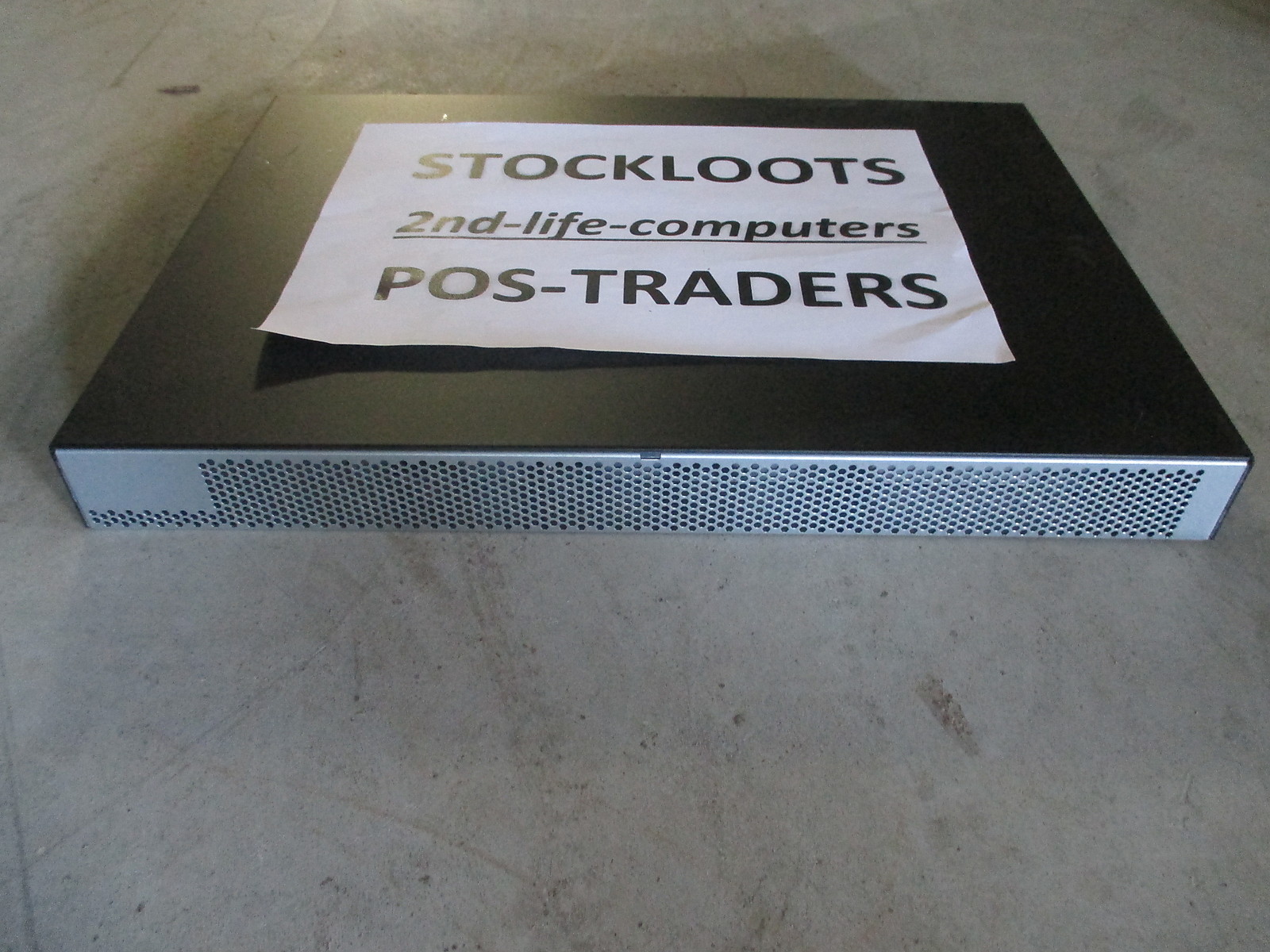 IBM 249824E - System Storage SAN24B-4 - Switch - Incl 12 x SFP Modules