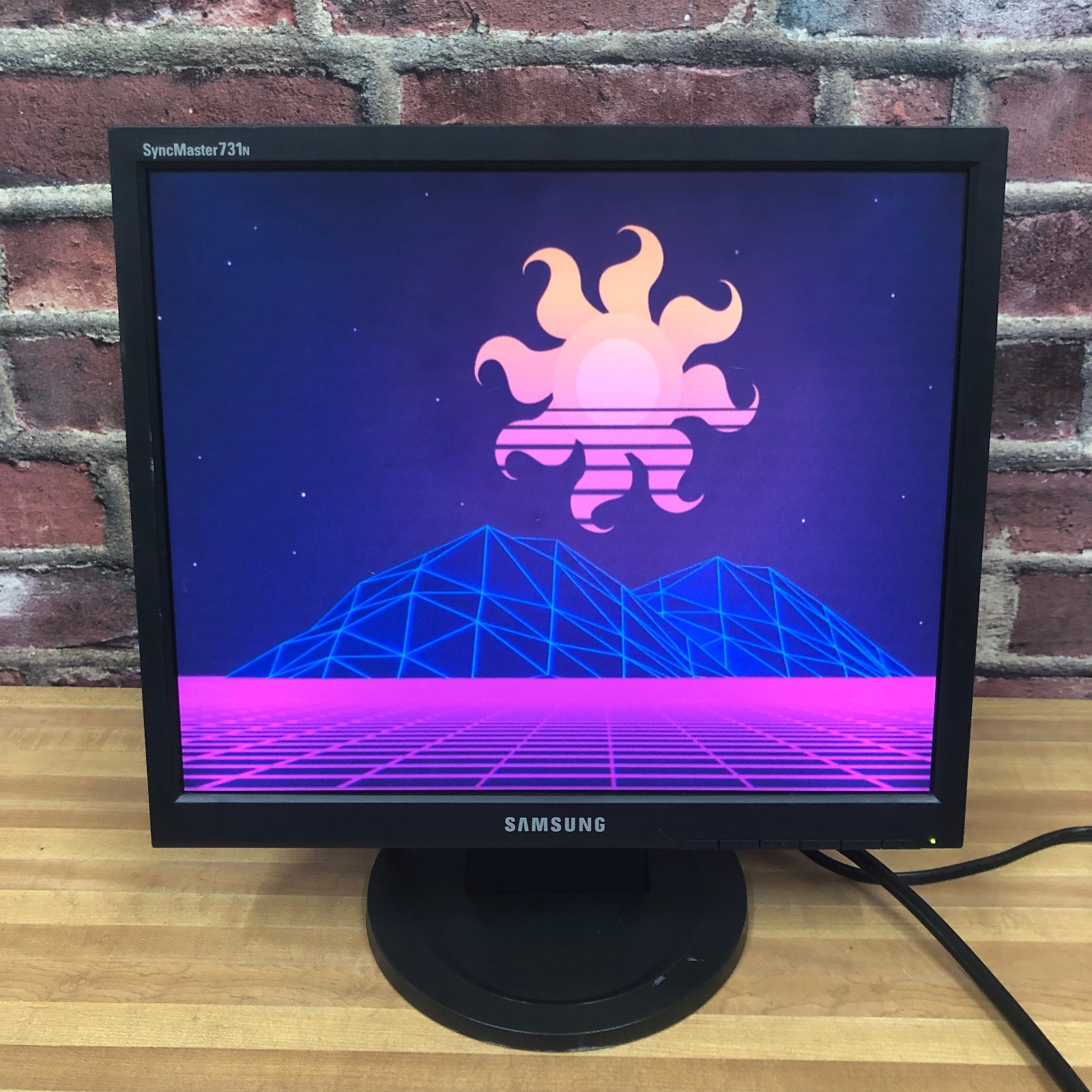 2002 Samsung SyncMaster 731N 17" 5:4 LCD Monitor VGA Retro PC Gaming 1280 x 1024