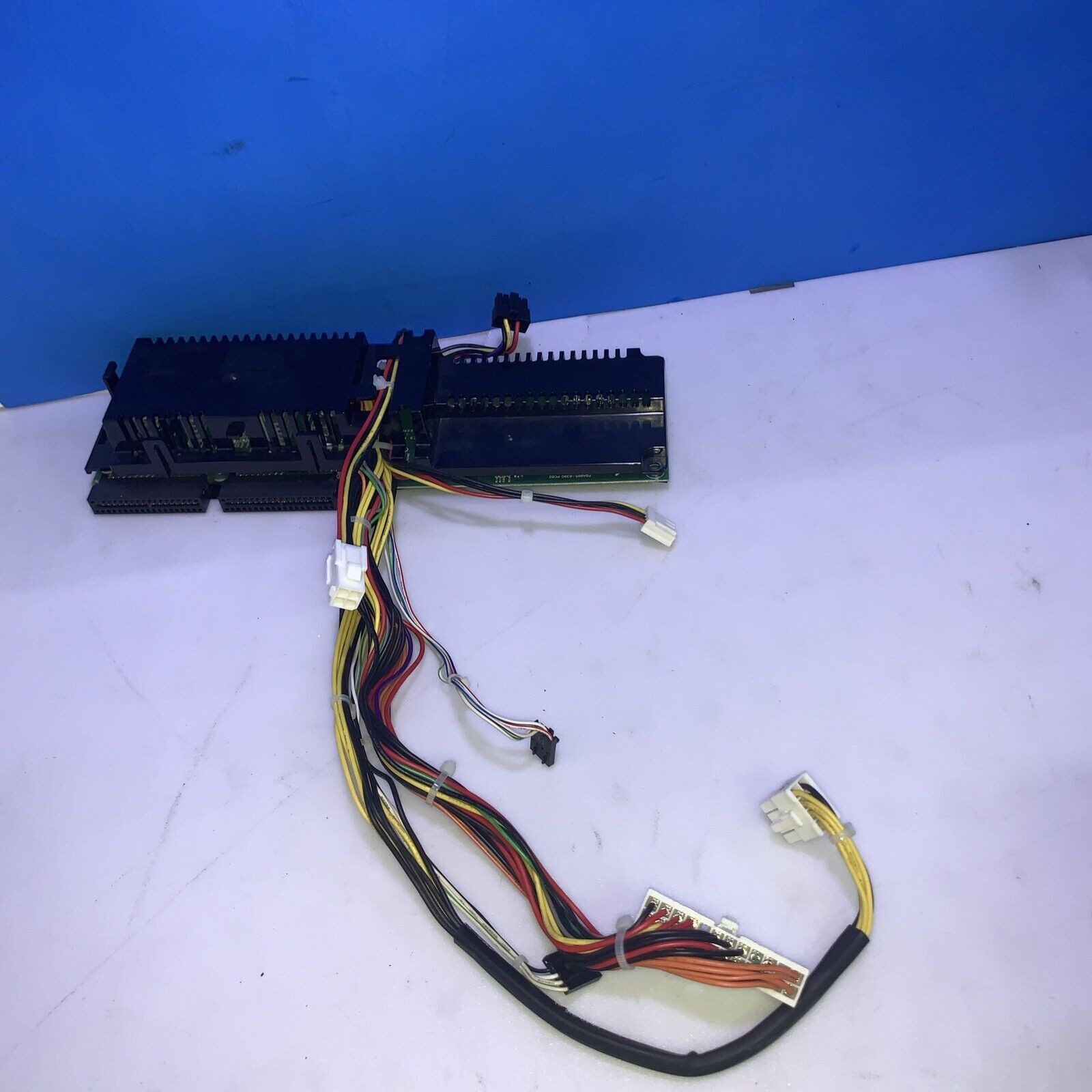 IBM Server power conncetor 81Y6434 81Y6368