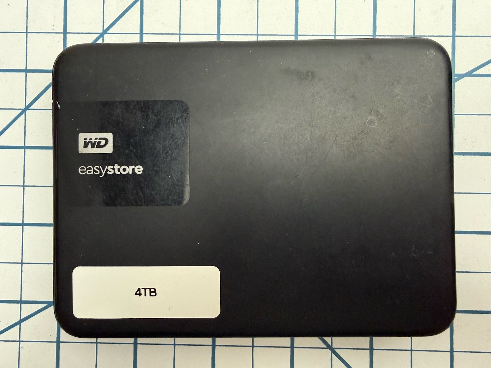 WD easystore 4TB Portable External HDD USB Micro USB Black WDBKUZ0040BBK-UA