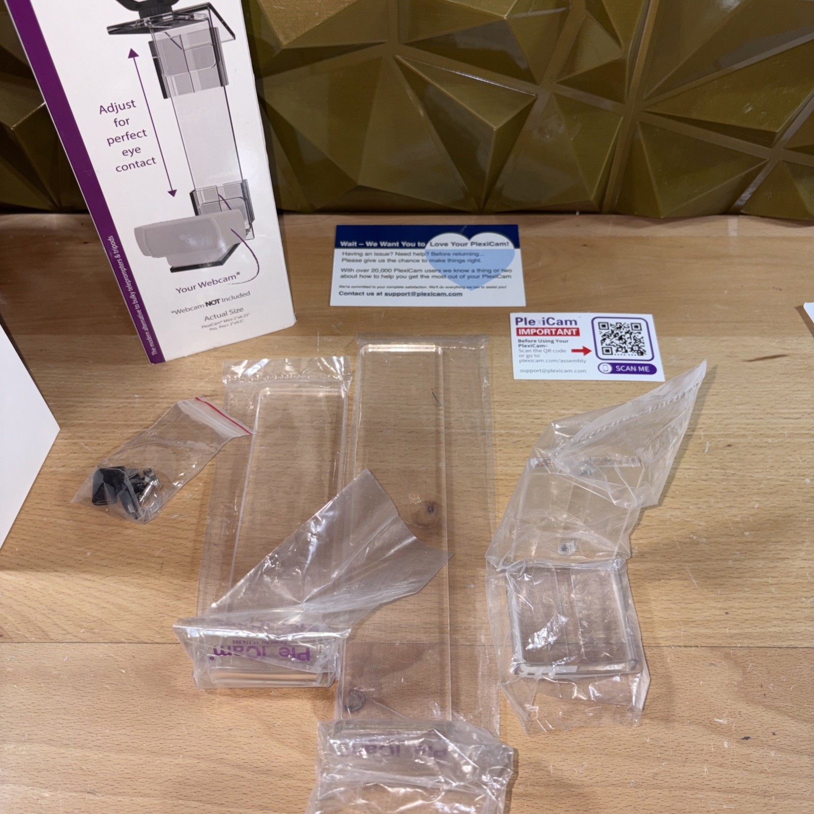 Pro V2 | Center Screen/Middle Screen Webcam Mount | (Webcam Not Included) NEW