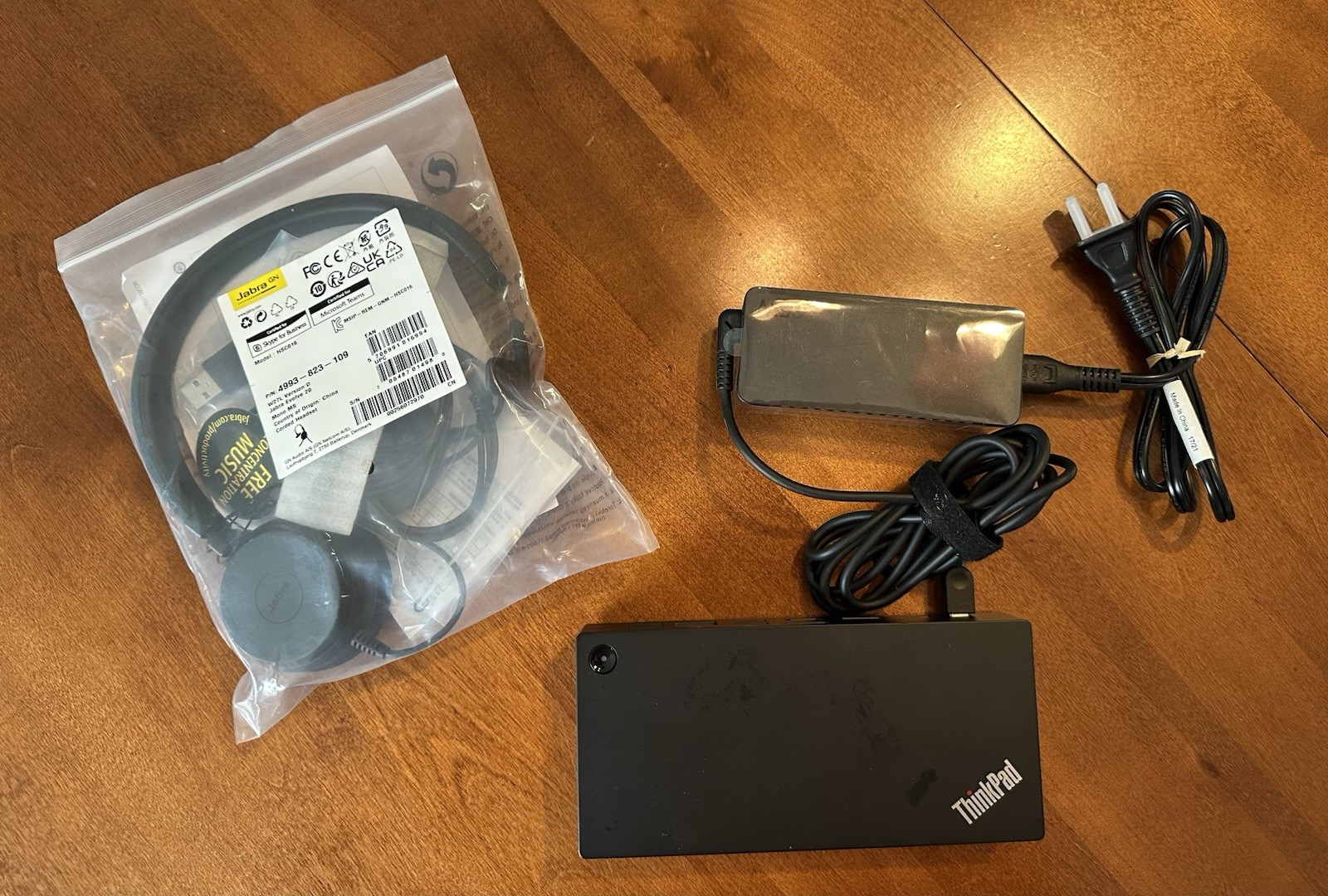 IBM Lenovo ThinkPad Advanced Mini Docking Station Port Replicator
