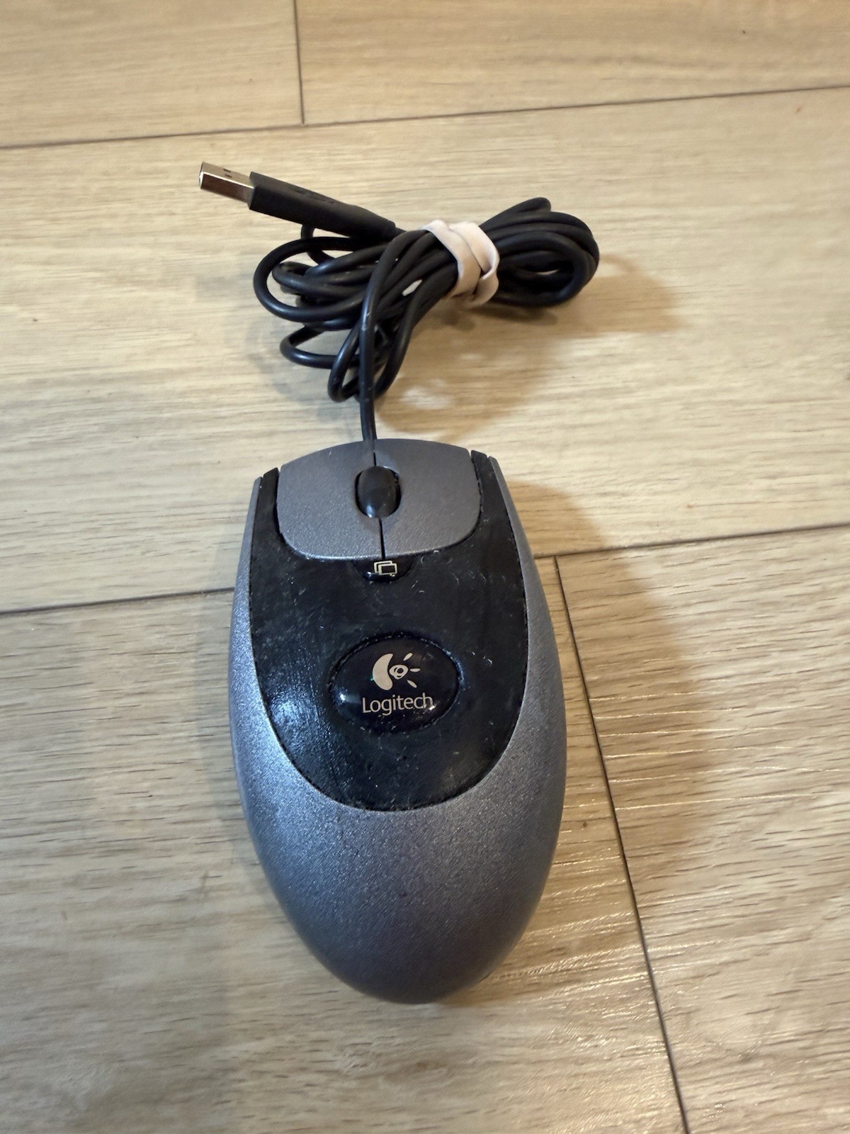 Logitech MX300 Optical Wheel Mouse Black / Silver USB Mouse M-BP82 Tested Rare