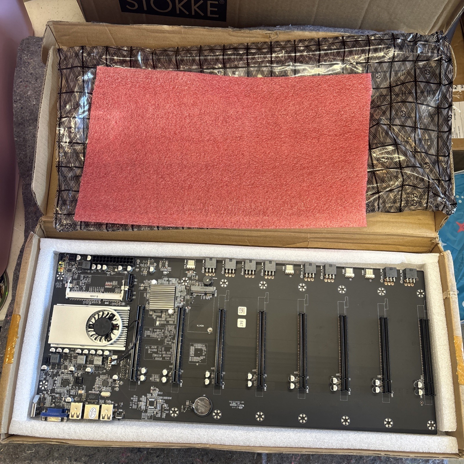 BTC-T37 Riserless Mining Motherboard 8 GPU Bitcoin Crypto Ethereum Mining 