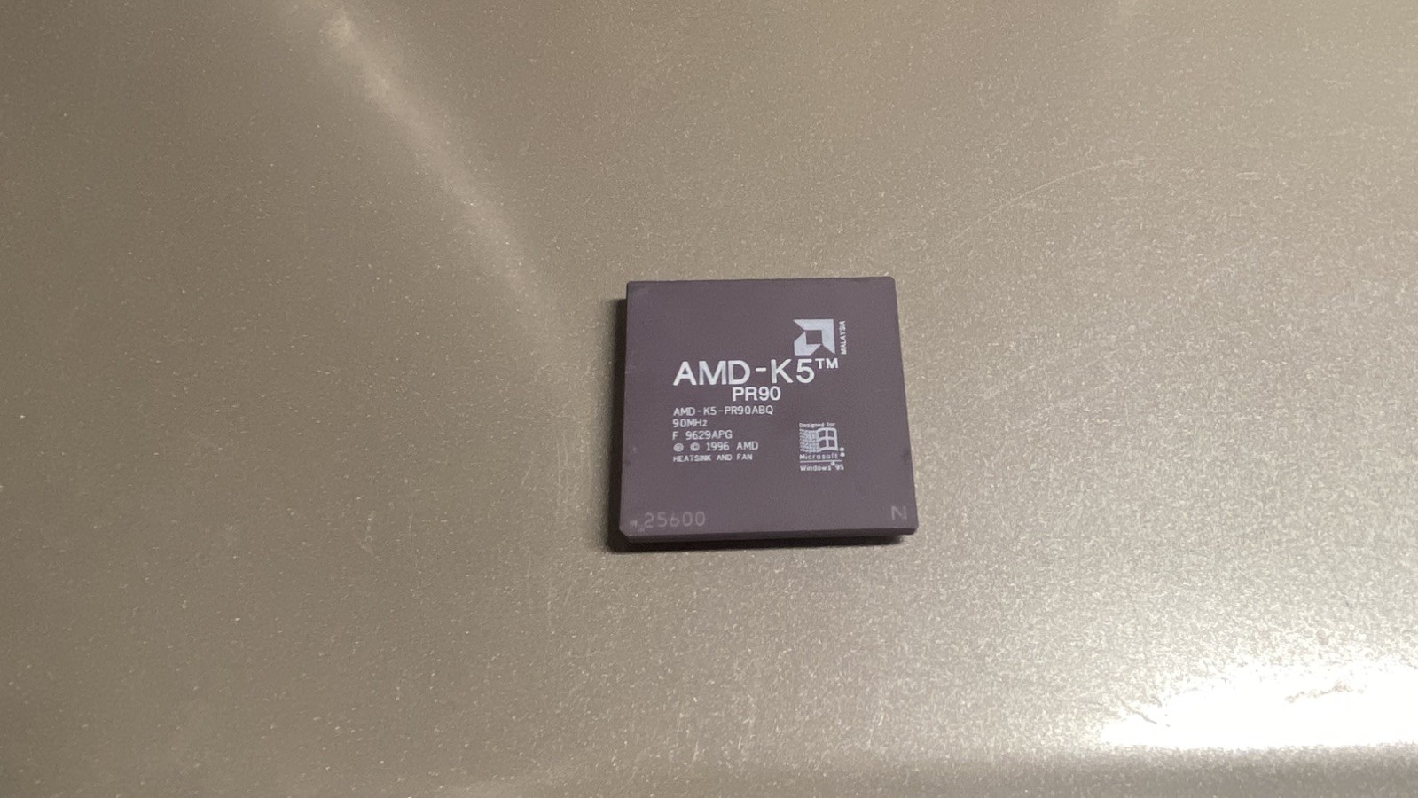 AMD K5 PR90 PR90ABQ Socket 5/7 CPU Retro Vintage