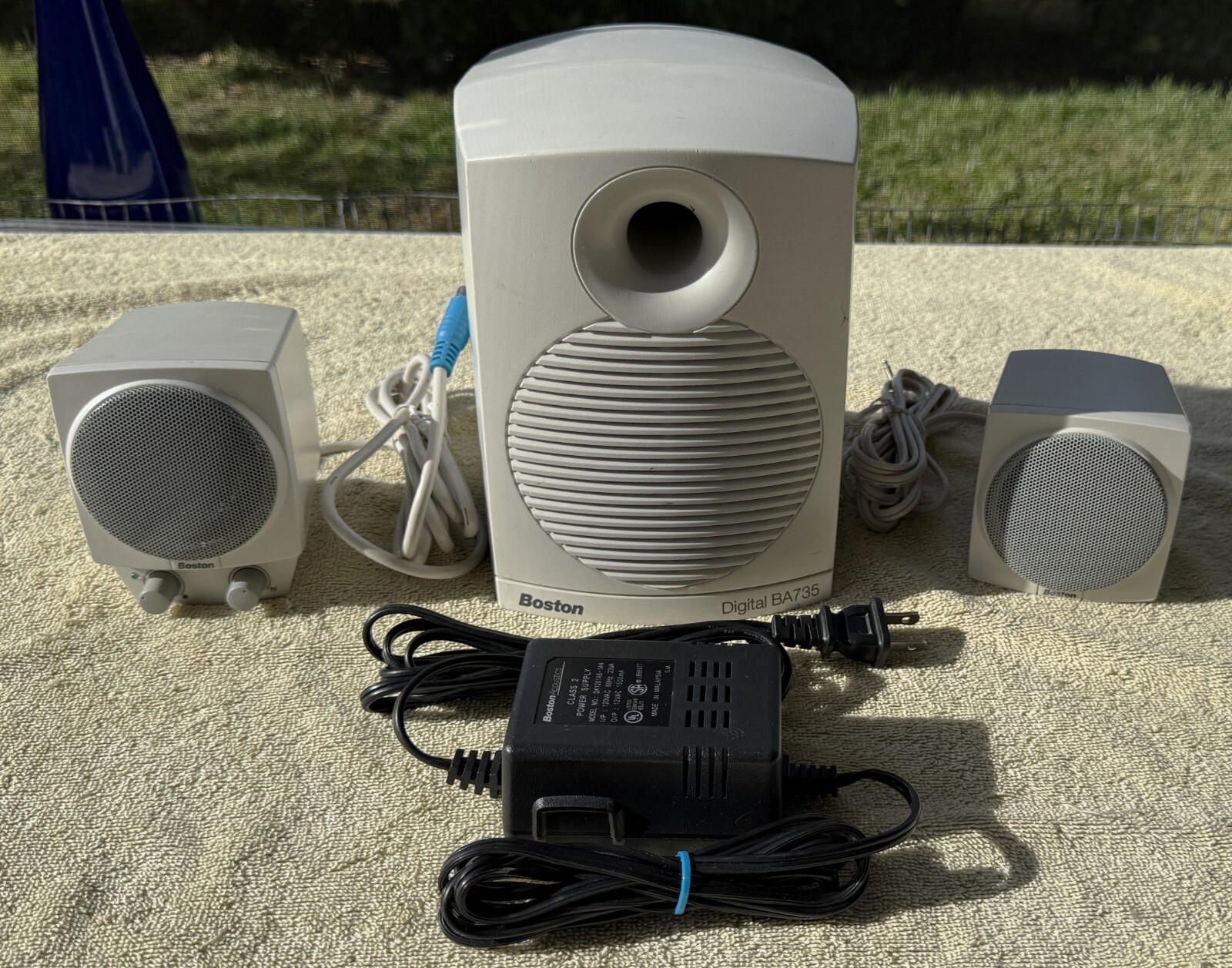 VINTAGE BOSTON DIGI SPEAKERS MODEL BA 735 -- AS PICTURED