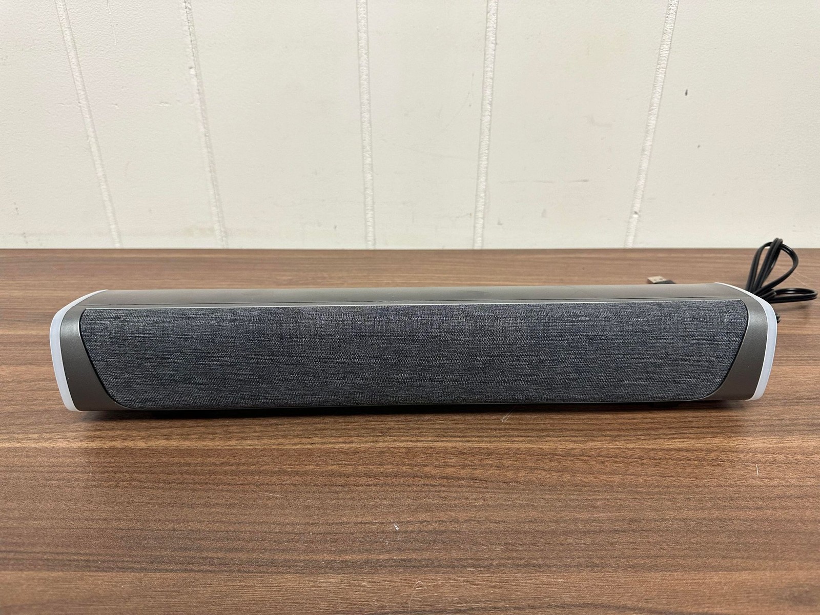 3.5 Aux Bluetooth Gray Speaker USB Powered  Very Good