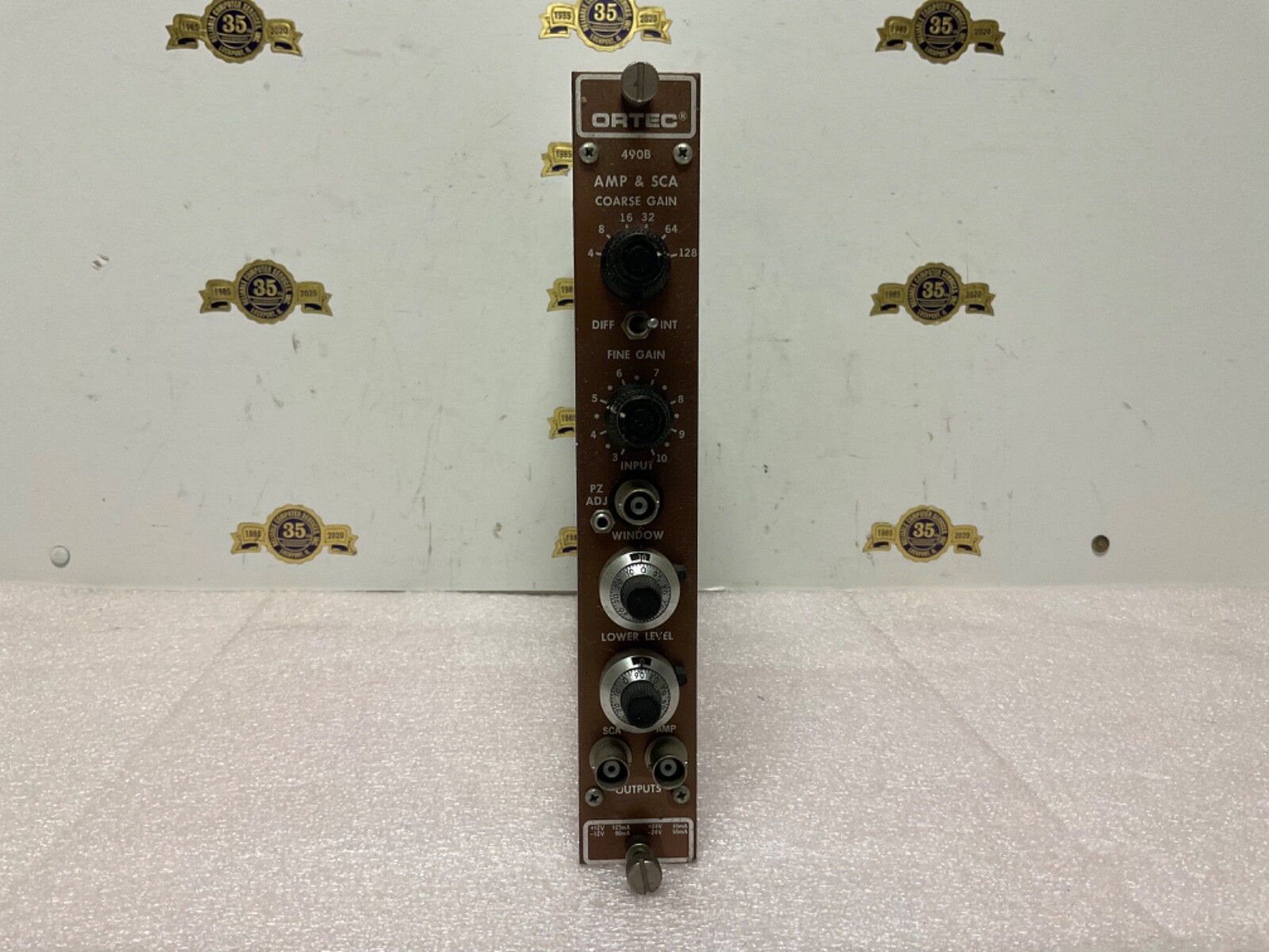 ORTEC EG&G NIM Computer module model # 490B AMP & SCA