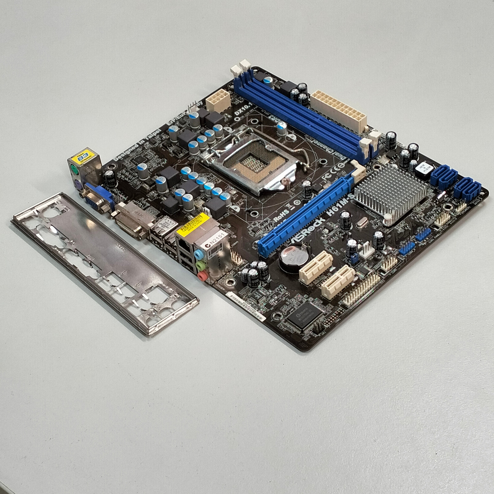 ASRock MicroATX Socket LGA1155 DDR3 DIMM Intel® H61 chipset H61M-S
