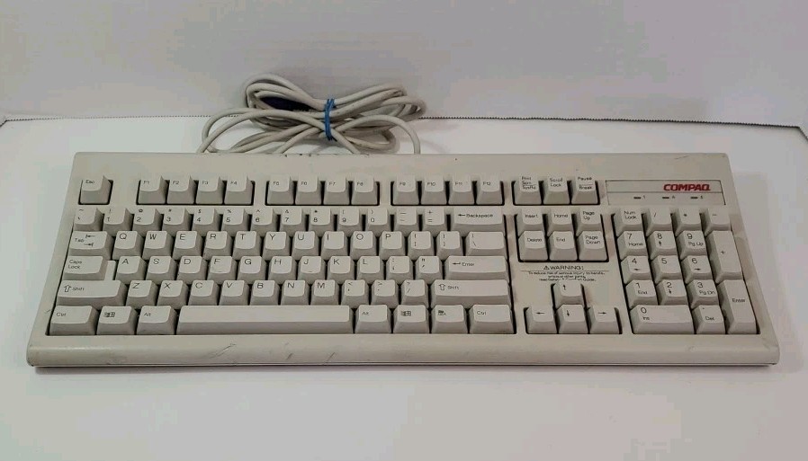 Vintage Compaq KB-3923 Wired PS/2 Keyboard