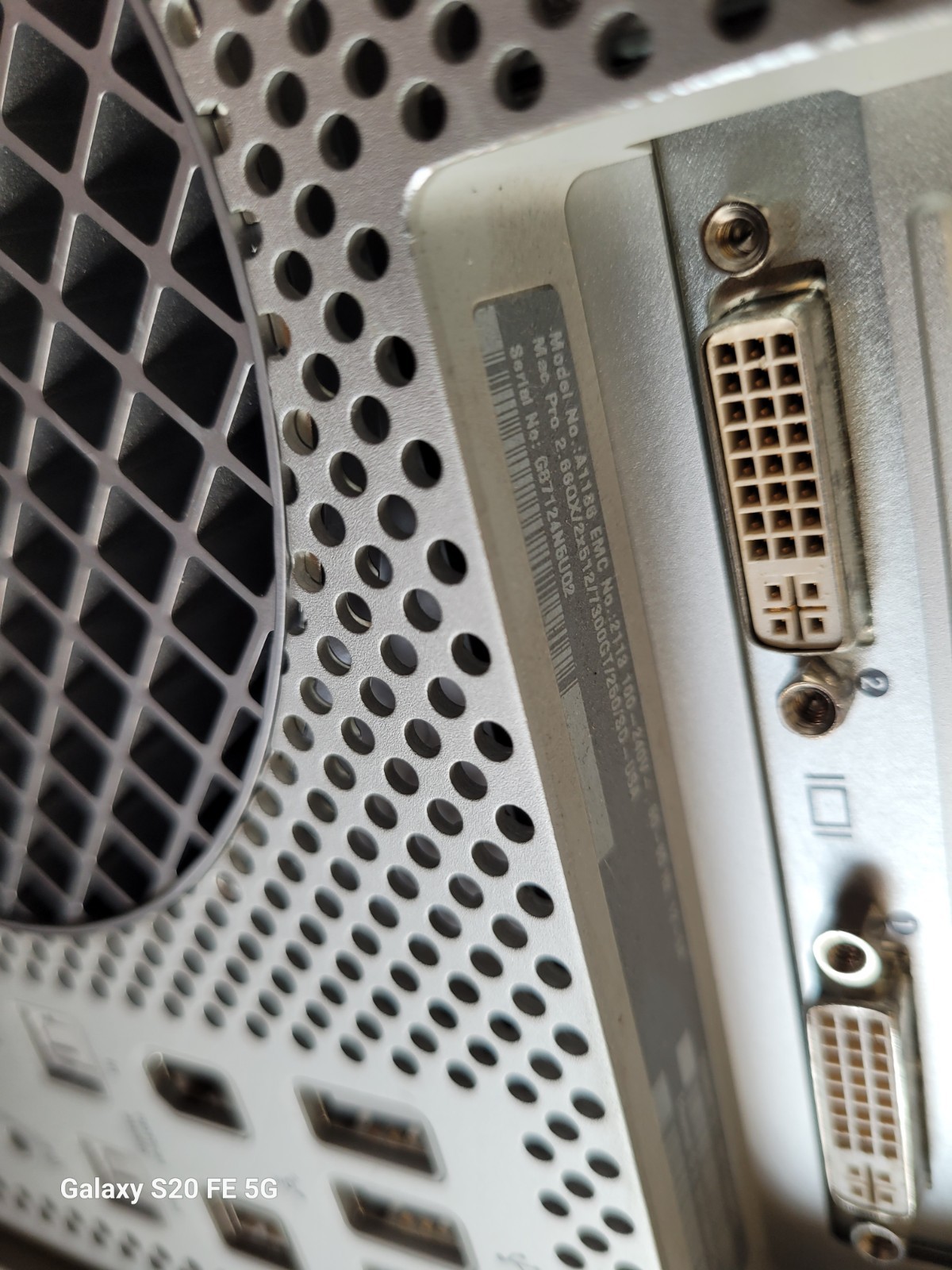 Apple Mac Pro 2006, (Model A1186)  barebone  untested