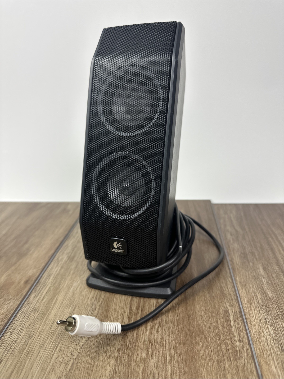 Logitech X-540 5.1 Speaker System Replacement Speaker White Cable