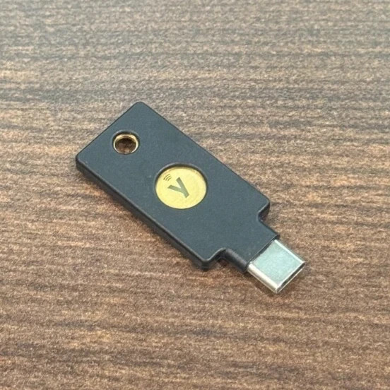 Yubico YubiKey 5C Security Key | USB-C /NFC | 2FA | (READ DESCRIPTION) | ig