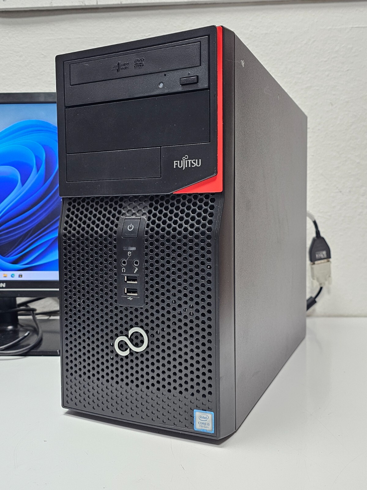 Fujitsu PC 16GB i5-6400 CPU 512GB SSD Windows 11 24 Pro Office 2019 Computer