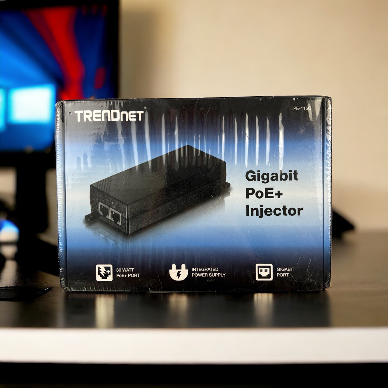 TRENDnet TPE-115GI PoE+ Full Duplex Gigabit Injector - New Sealed (TPE-115GI /A)