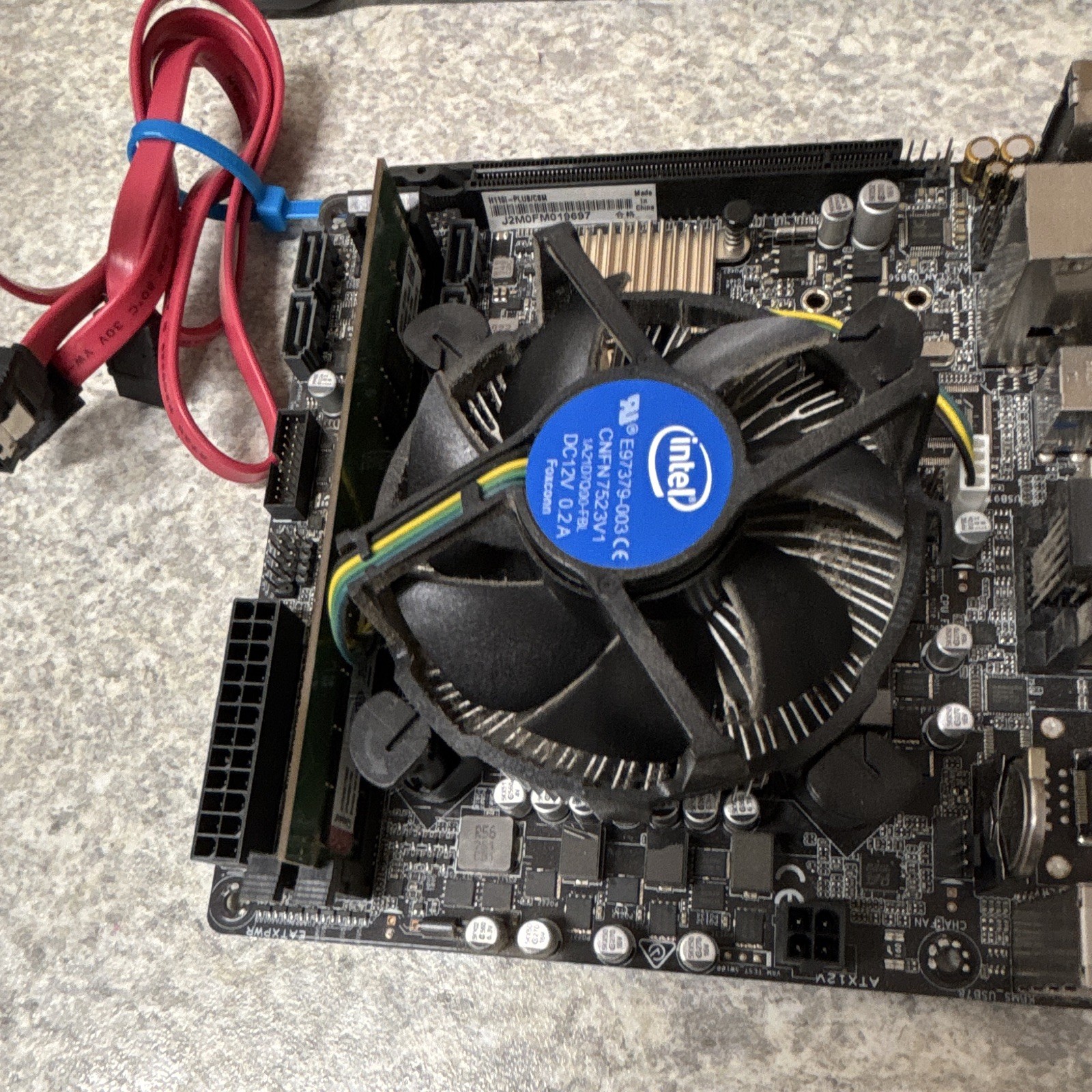 ASUS H110I-PLUS MicroATX Motherboard + Intel Core i5-7400 3.00GHz 8GB DDR4