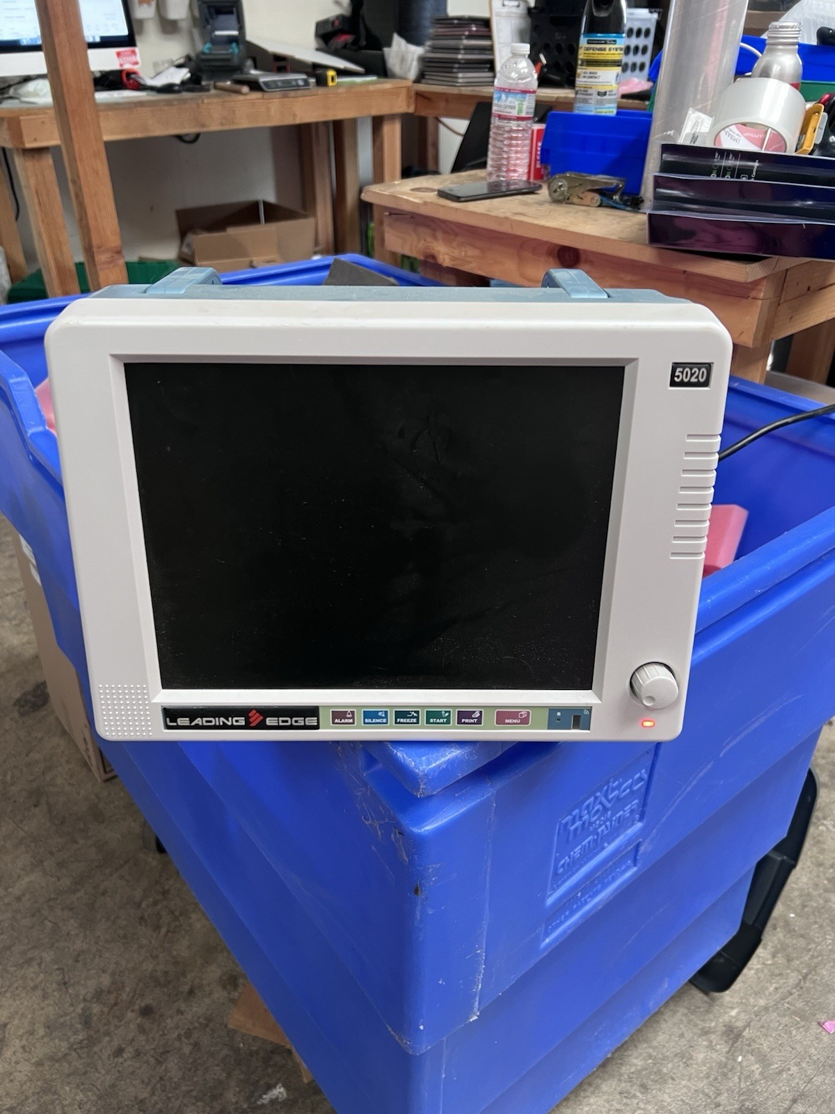 ELO E351600 2202L 22-Inch Wide Touchscreen Monitor