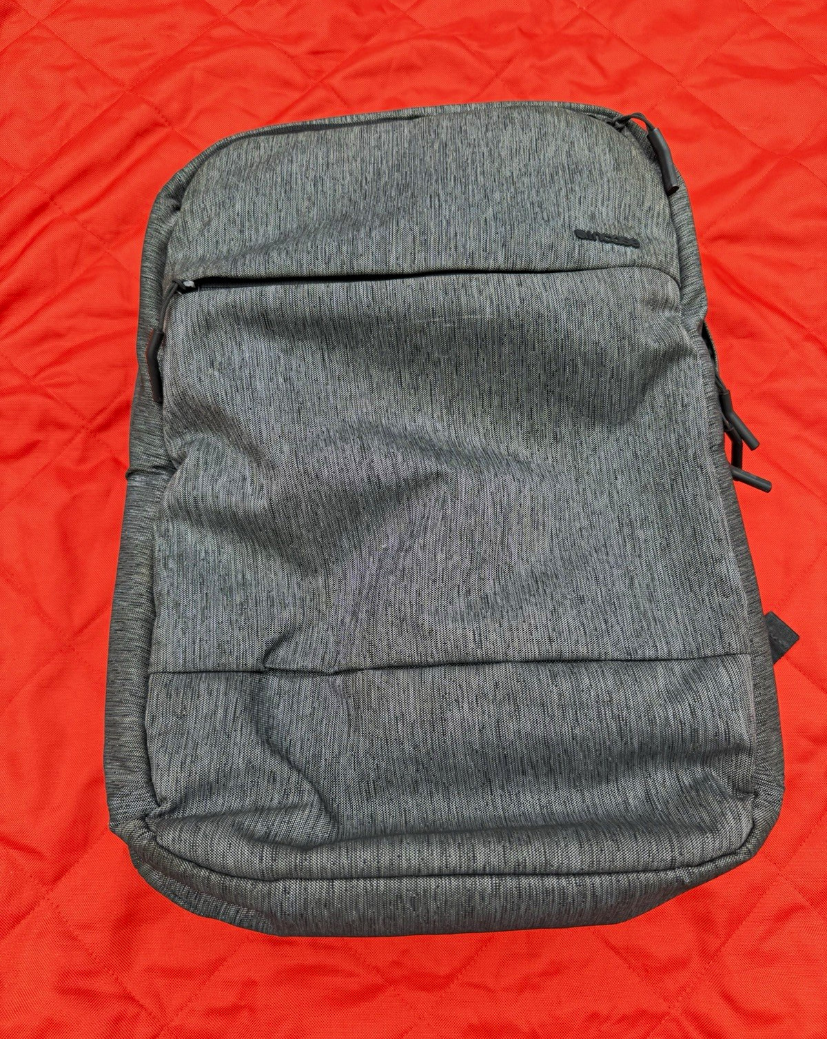 Incase Padded Gray Polyester Laptop Backpack for 16in Laptop