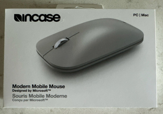 Incase Modern Mobile Mouse – Designed by Microsoft – Lightweight - NEW SEALED
