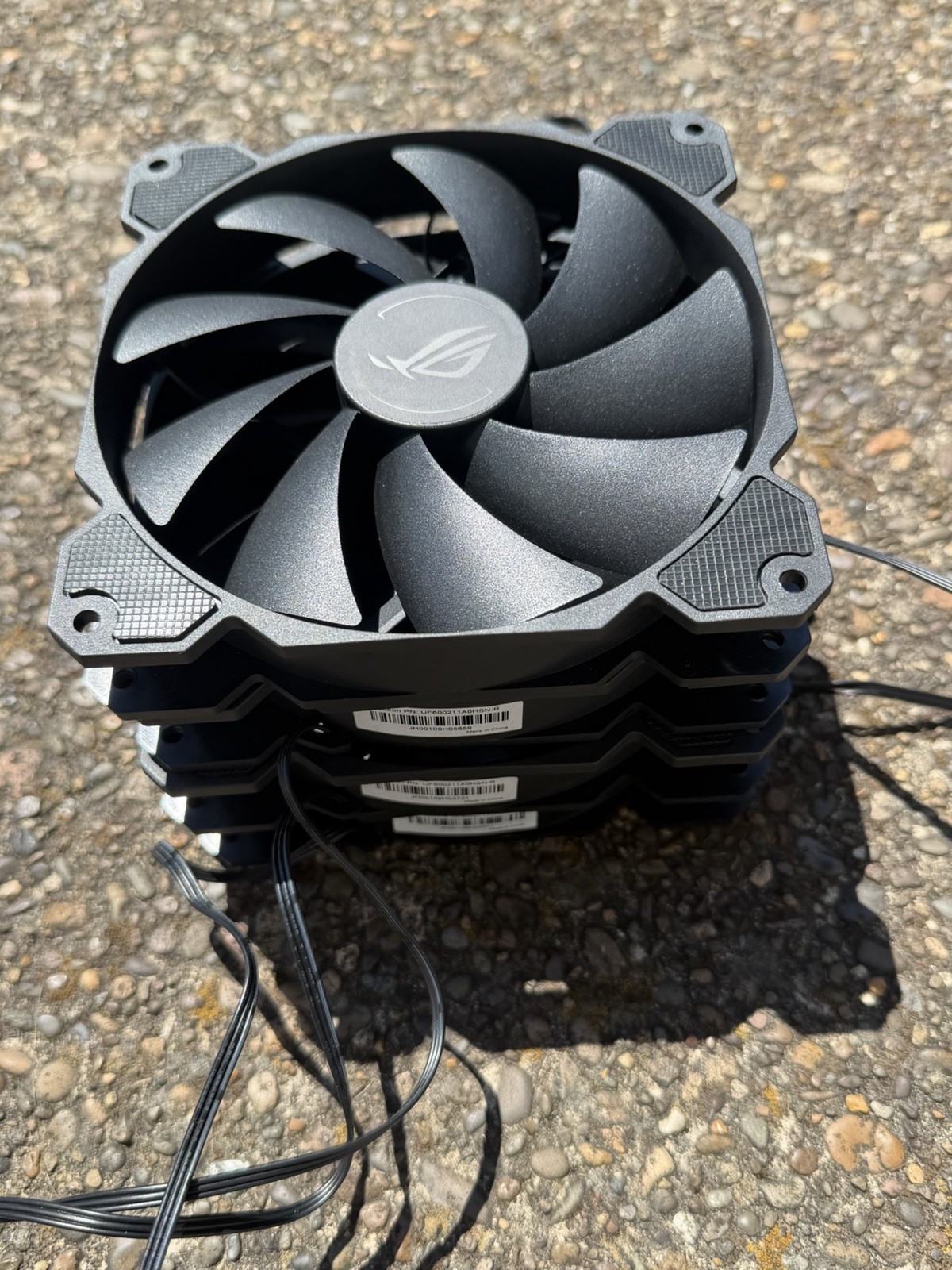 ASUS ROG Strix Helios 140mm Case Fan A1425L12S 4-Pack DC 12V 1400RPM (NEW)