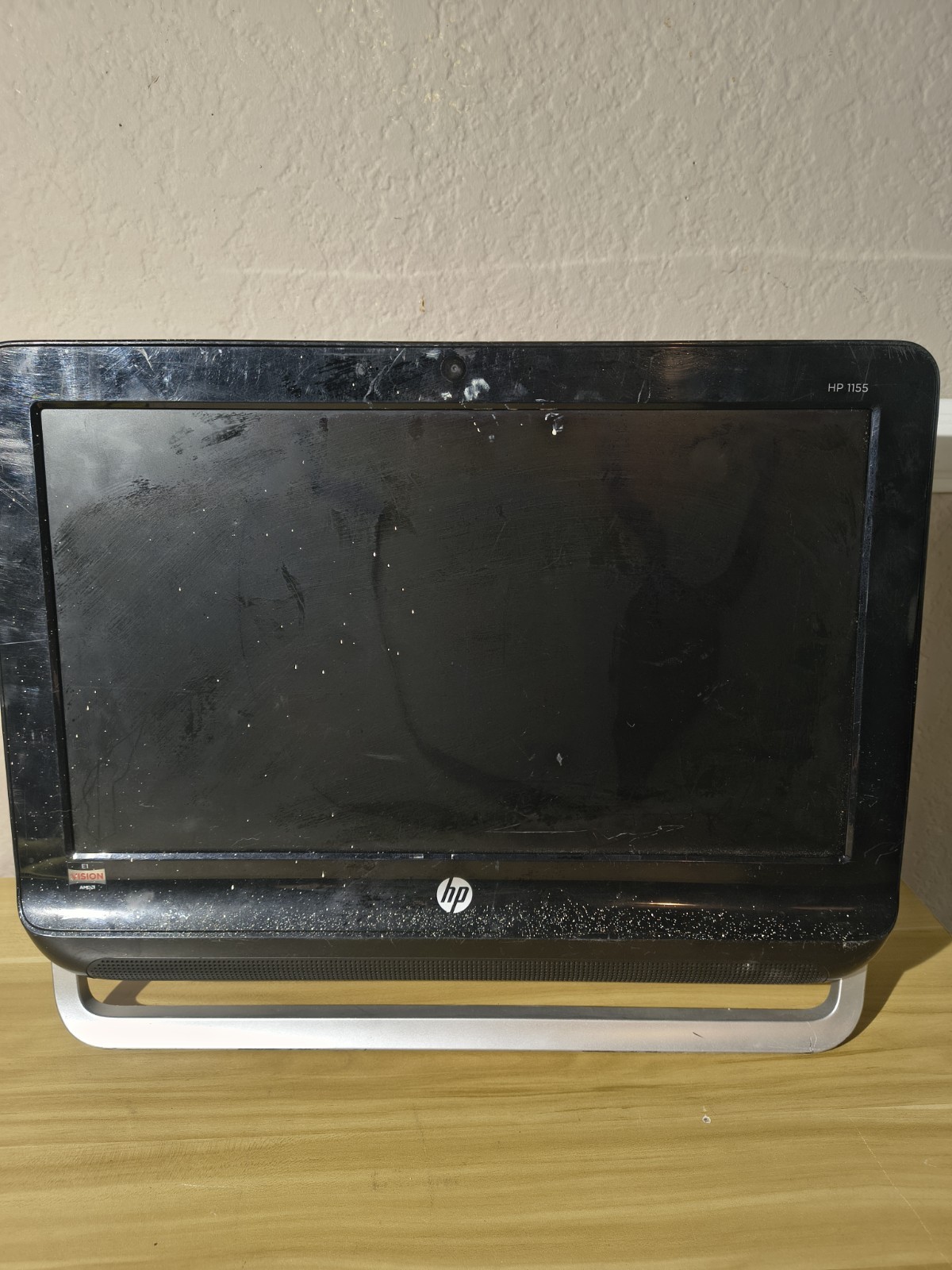 HP 1155 All-in-One BUSINESS PC Windows 8 64-bit 18" Built-in Camera