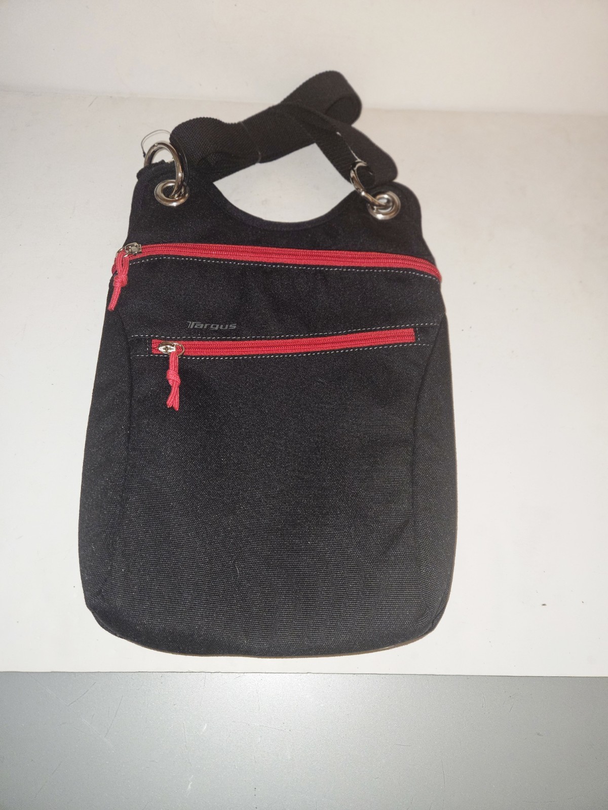 Ful Crossbody Messenger Bag Tablet/iPad Protective Travel Case New No Tags