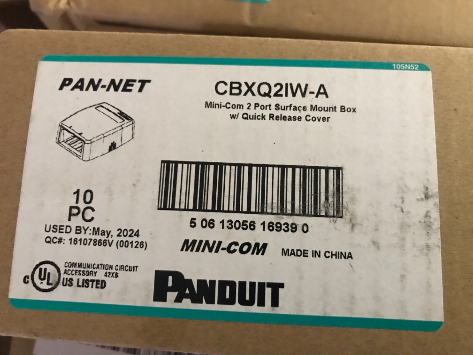 10 Mini-Com 2-Port Surface Mount Box With Quick Release Cover / Adhesive Off Wht