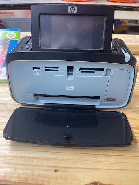 HP PhotoSmart A626 Digital Photo Inkjet Printer . testing and run good picture