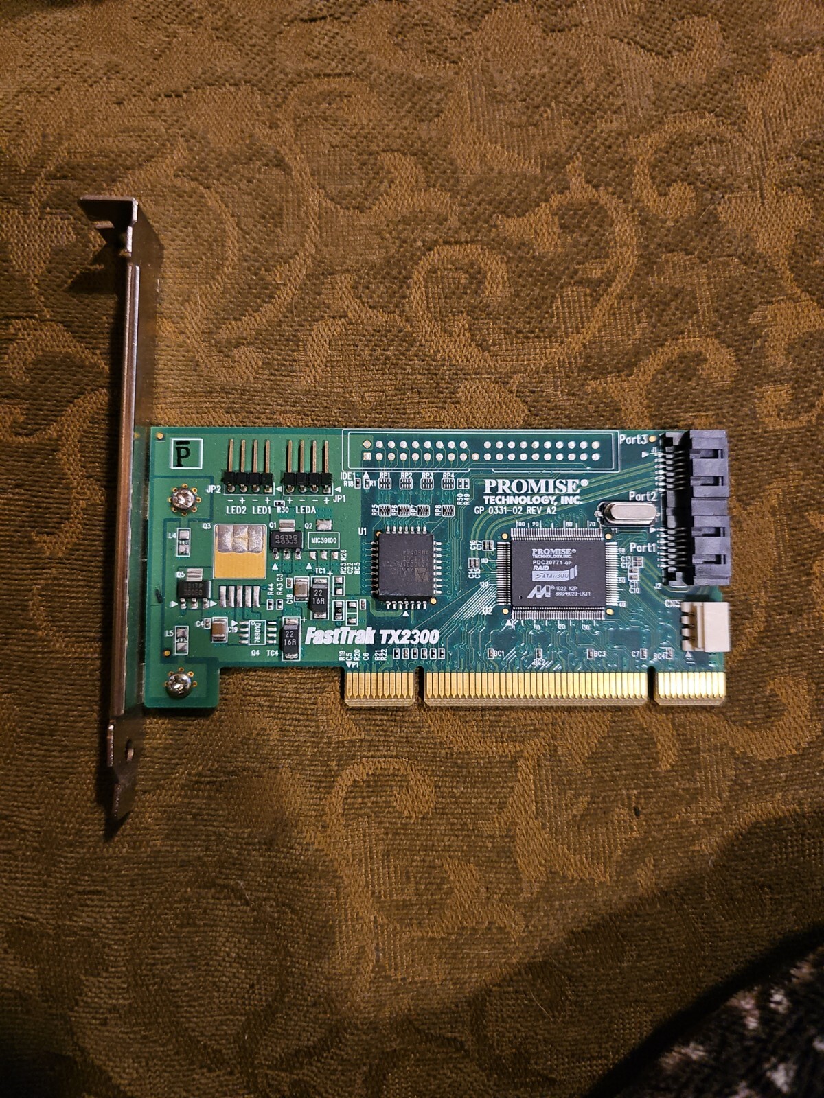 Promise Fasttrak TX2300 SATA RAID PCI card adapter