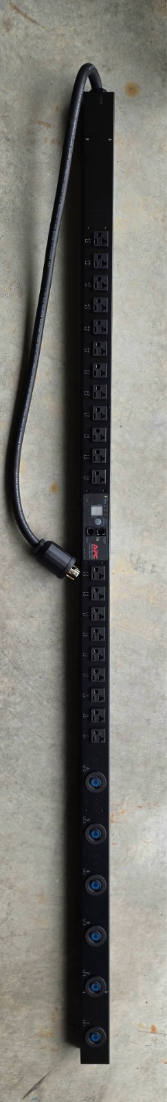 APC AP7863 Metered Rack PDU