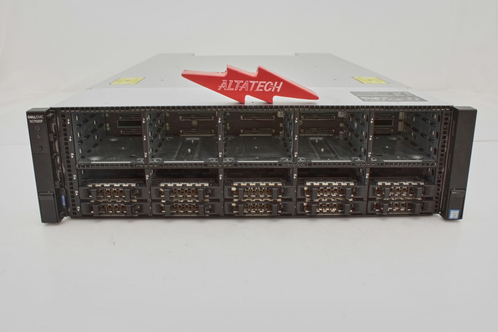 Dell SC7020 COMPELLENT 30X2.5' STORAGE
