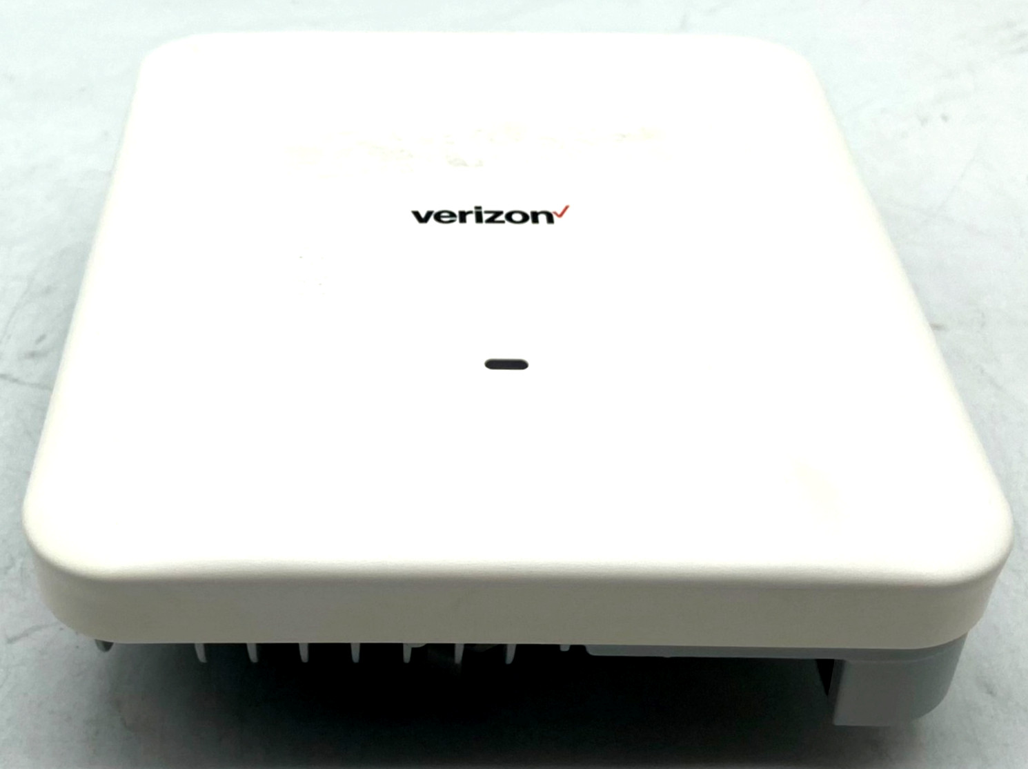 SAMSUNG SLS-BU10G 4G LTE NETWORK EXTENDER 2 FOR ENTERPRISE -VERIZON