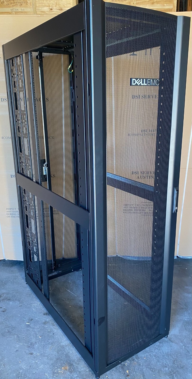 DELL AR3300X717 42U 600MM X 1200MM SERVER RACK ENCLOSURE APC - NO SIDE PANELS
