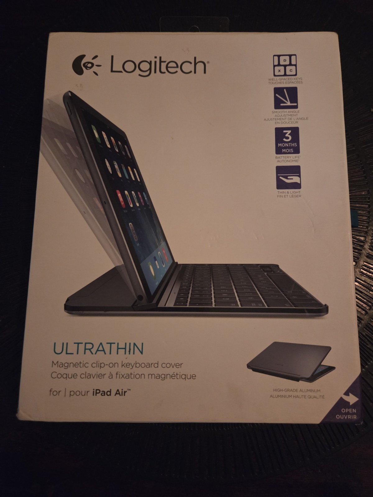 Logitech Magnetic Clip-On Ultra-thin Bluetooth Keyboard Case iPad Air Space Grey