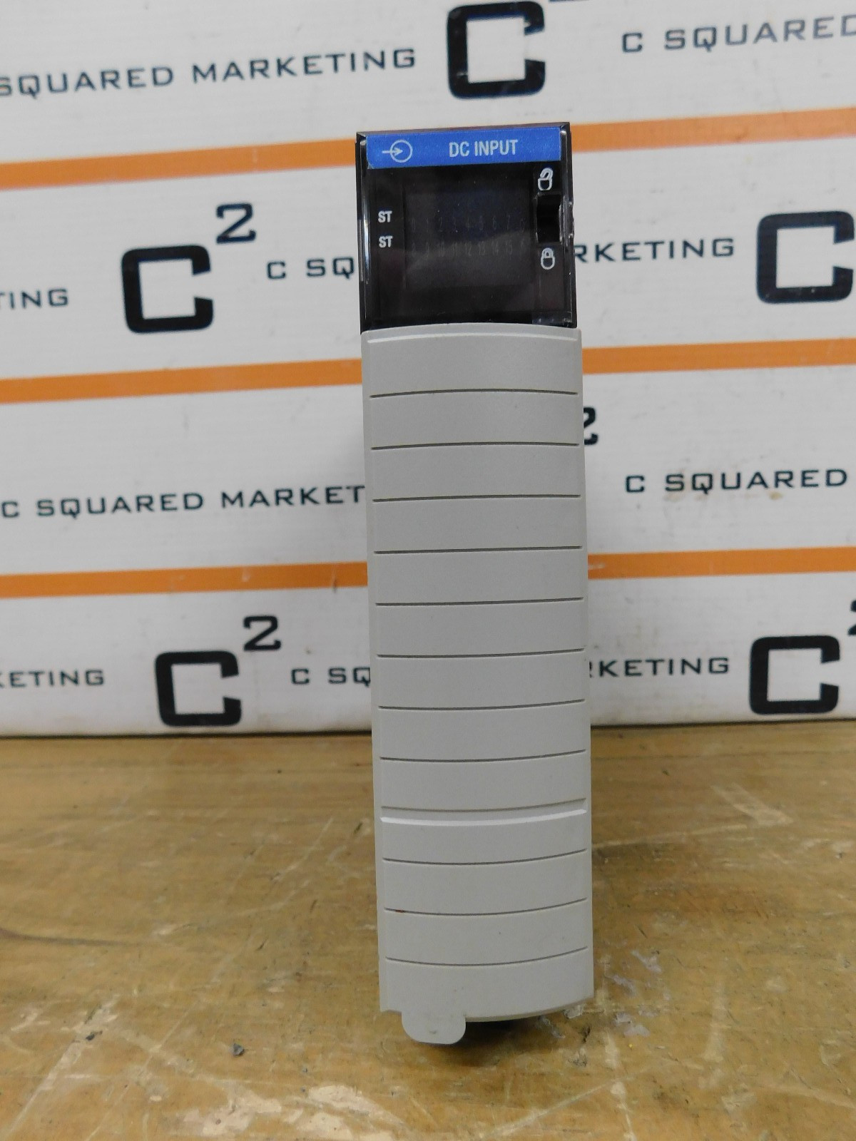 Allen Bradley  1756-IB16 Ser A  Control Logix DC Input module used CSQ